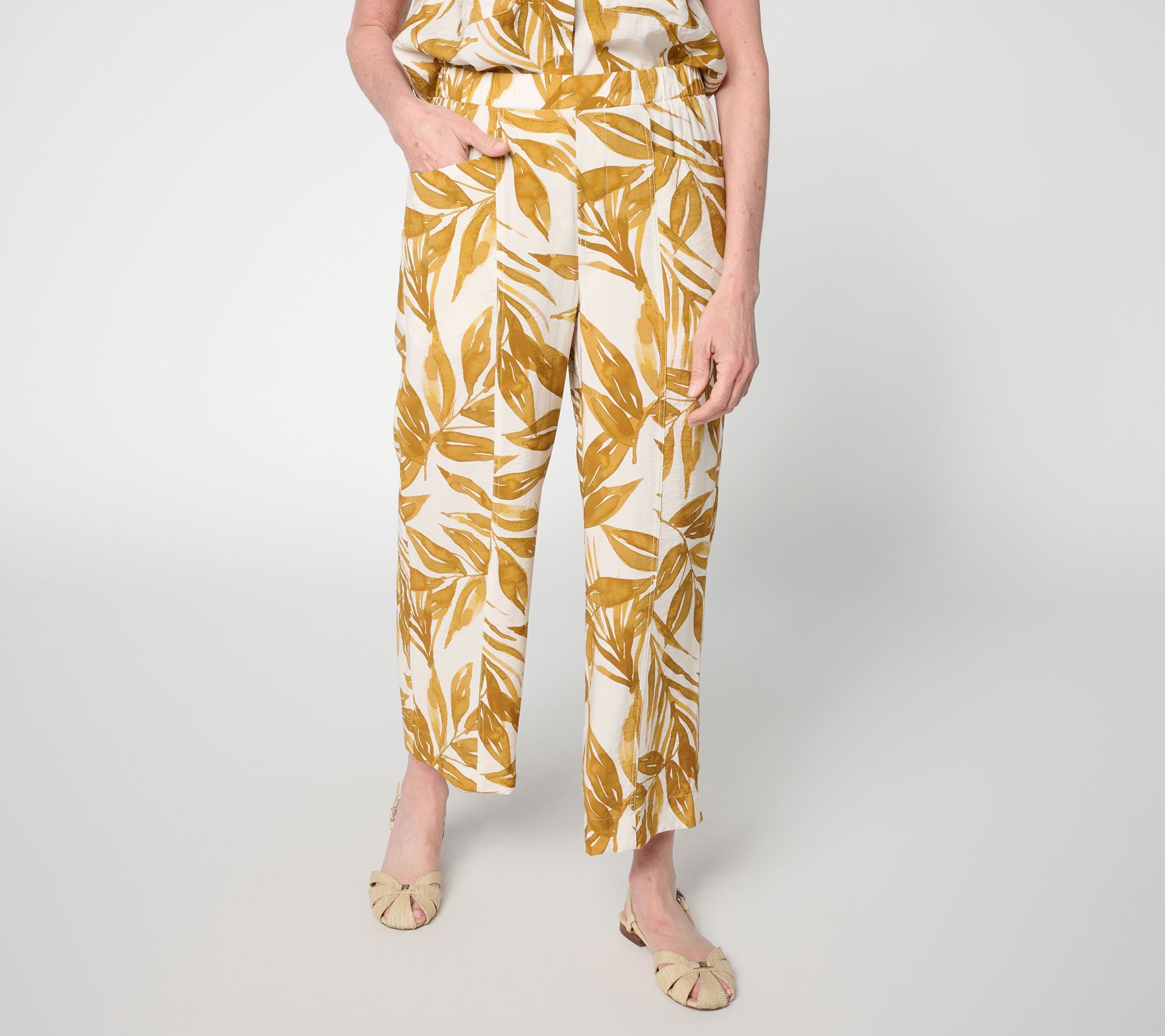 Susan Graver Weekend Regular Printed Crinkle Woven Faille Crop Pants