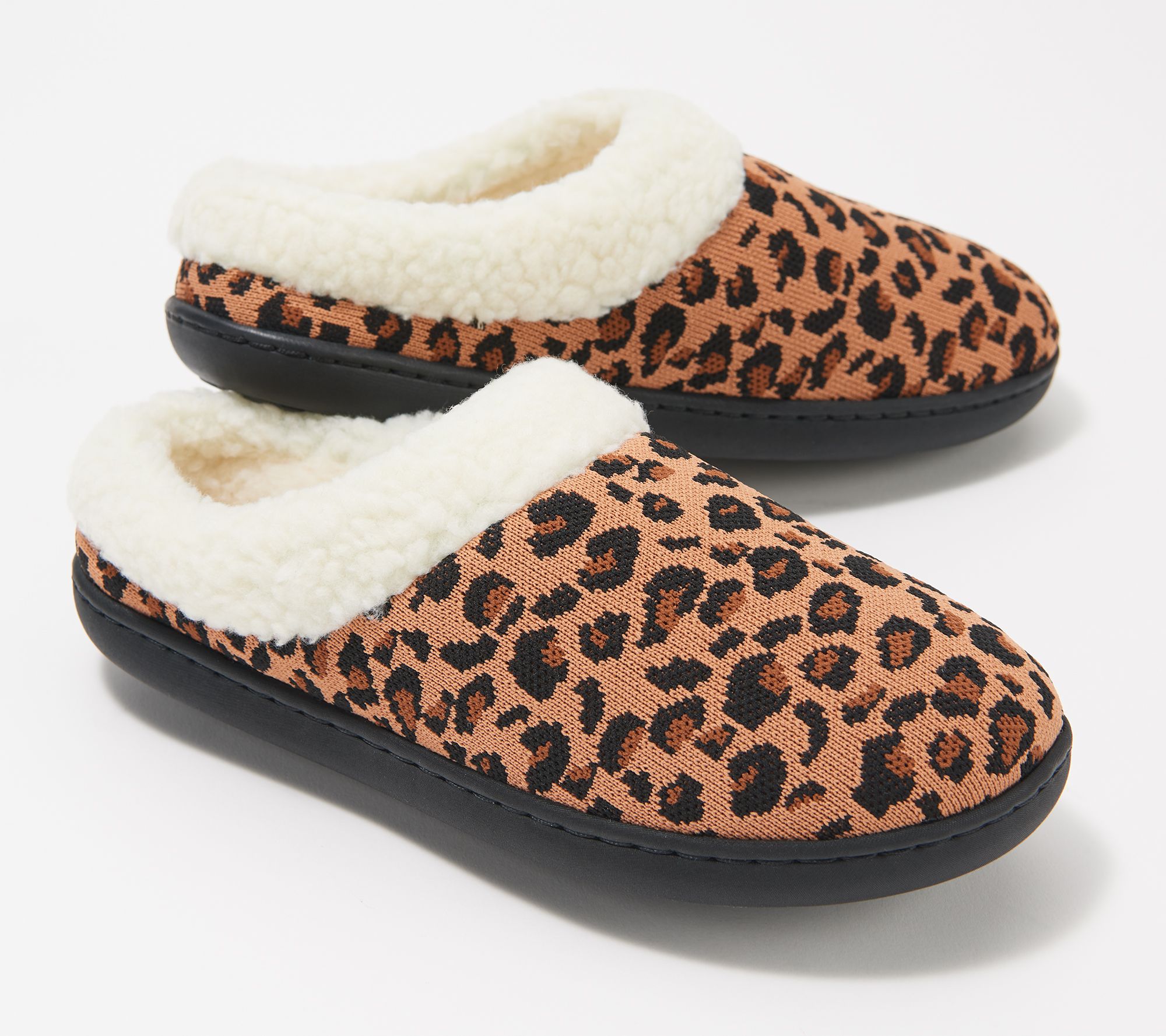 Ladies/Girls Samson slippers in sizes 3 to 8 available in 2 colours DOG MOTIF