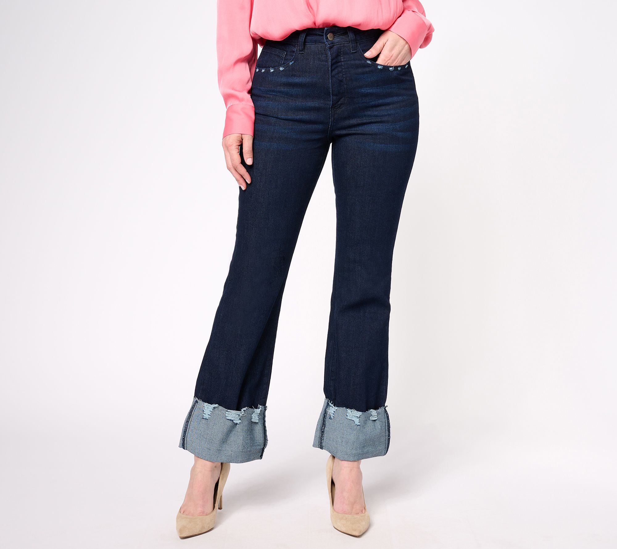 30 Best Outfit Ideas: How to Wear Flare Jeans - Be So You