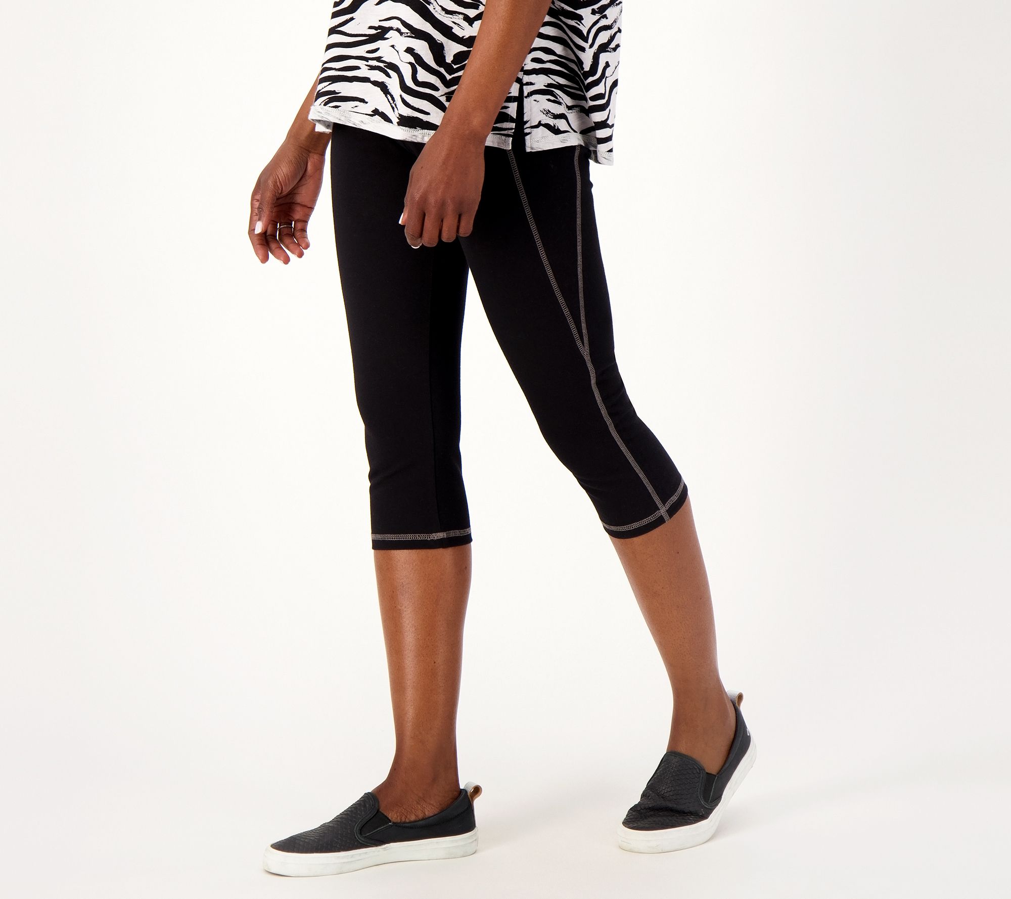 LOGO Layers by Lori Goldstein Petite Capris With Pockets