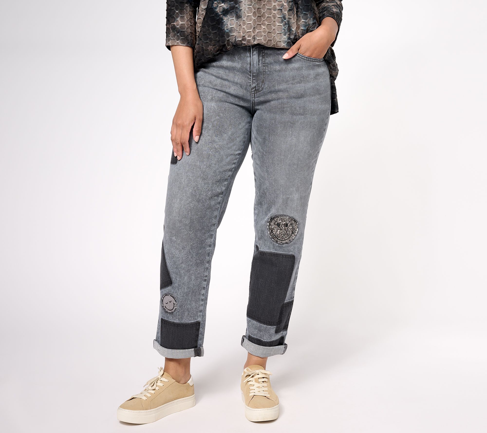 LOGO by Lori Goldstein x Smiley World Special Edition Petite Jeans