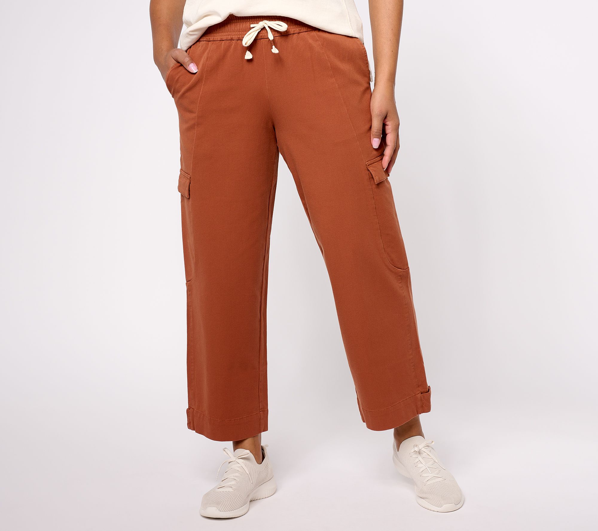 AnyBody Petite All-Stretch Twill Relaxed Cargo Pant