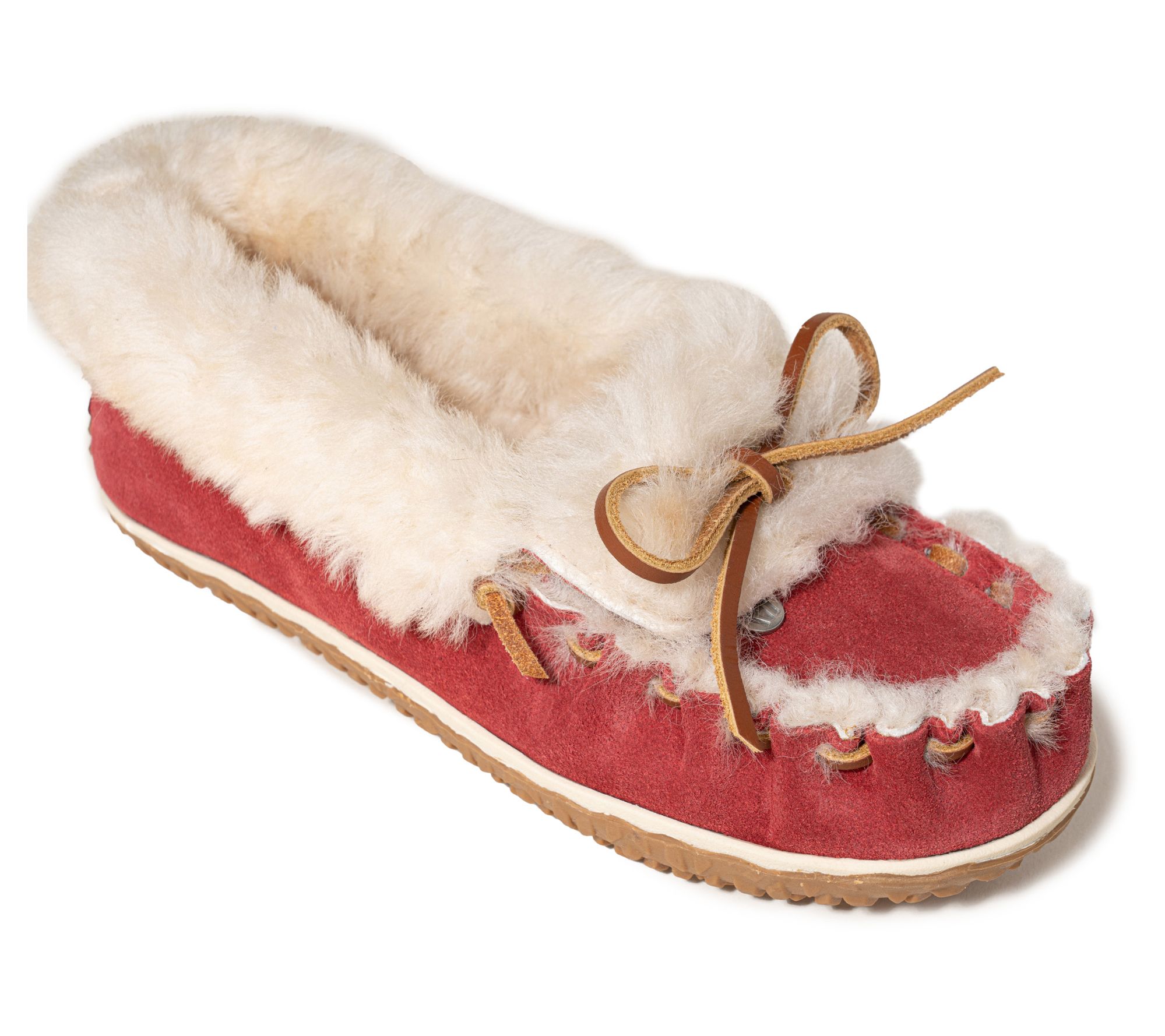 Minnetonka Women's Ultimate Suede Slipper