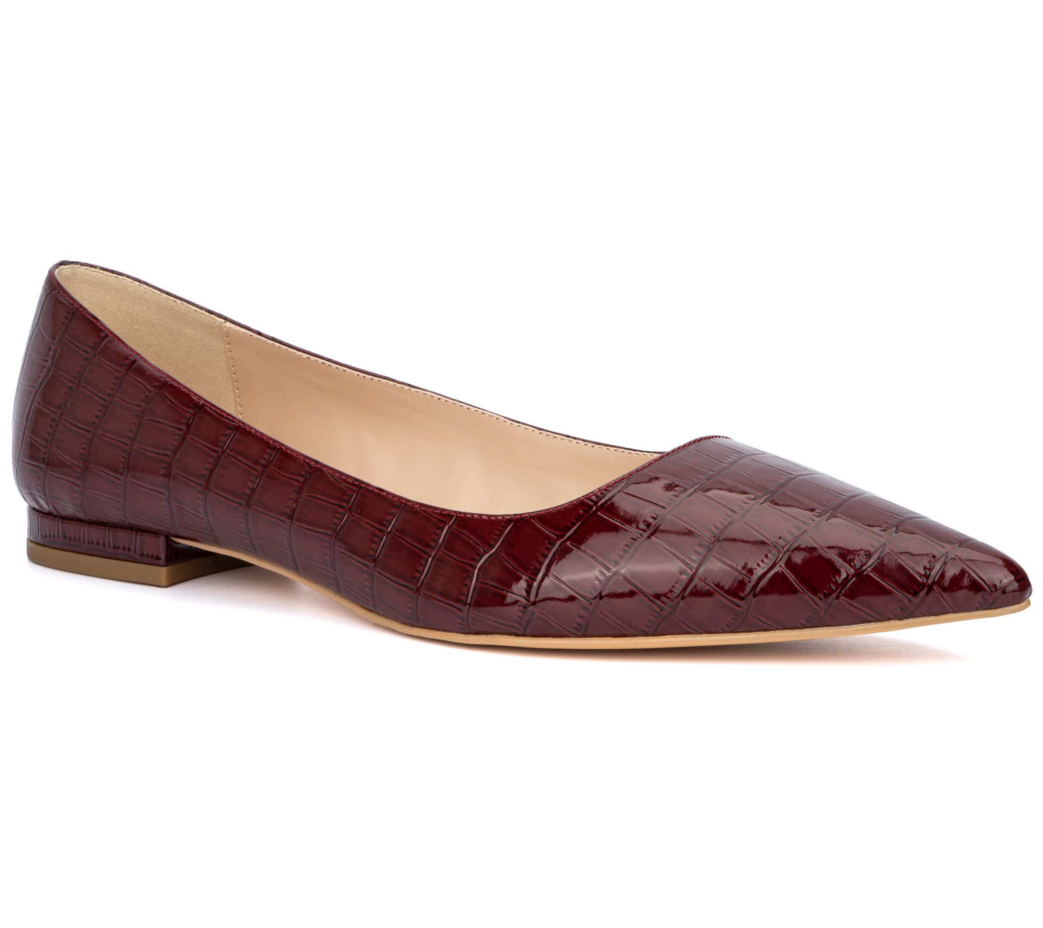 Fashion To Figure Women's Bailey Flats