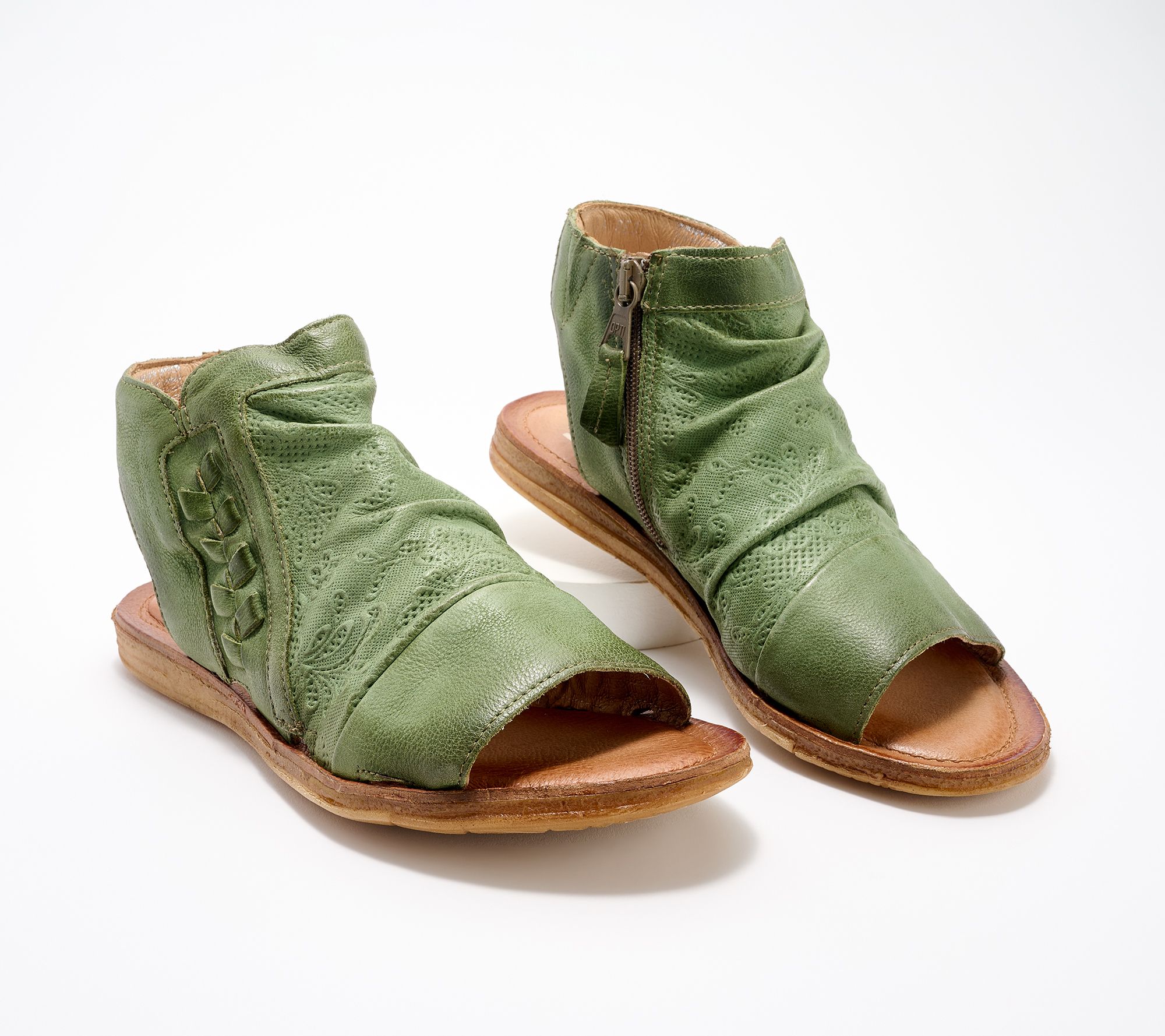 "As Is" Miz Mooz Wide Width Leather Ruched Sandals - Flaire