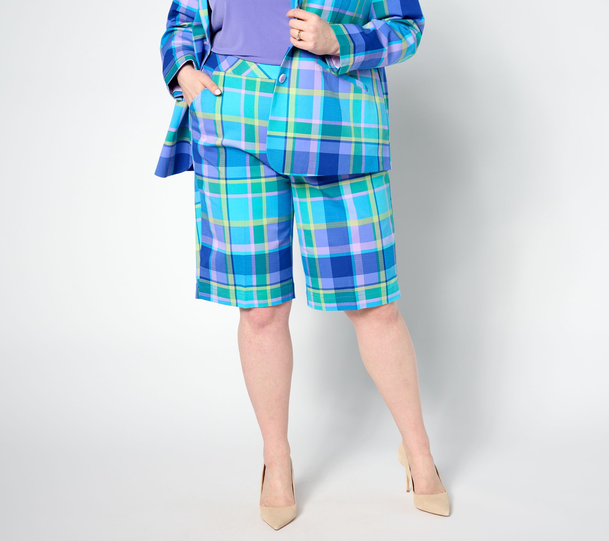 "As Is" Isaac Mizrahi Live! Tall 24/7 Stretch Plaid Bermuda Shorts