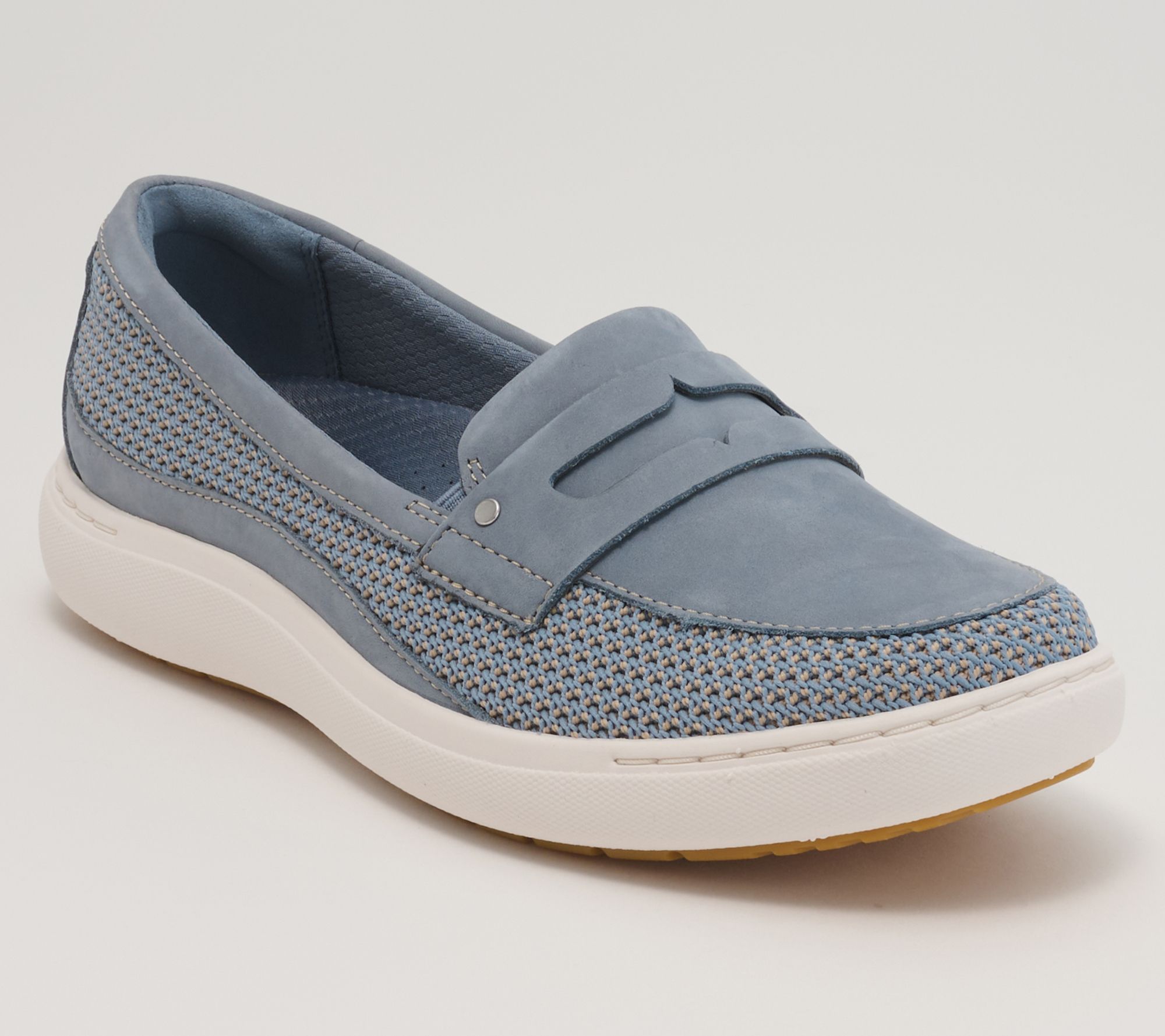 Clarks Artisan Leather Slip-Ons -Nalle Glide