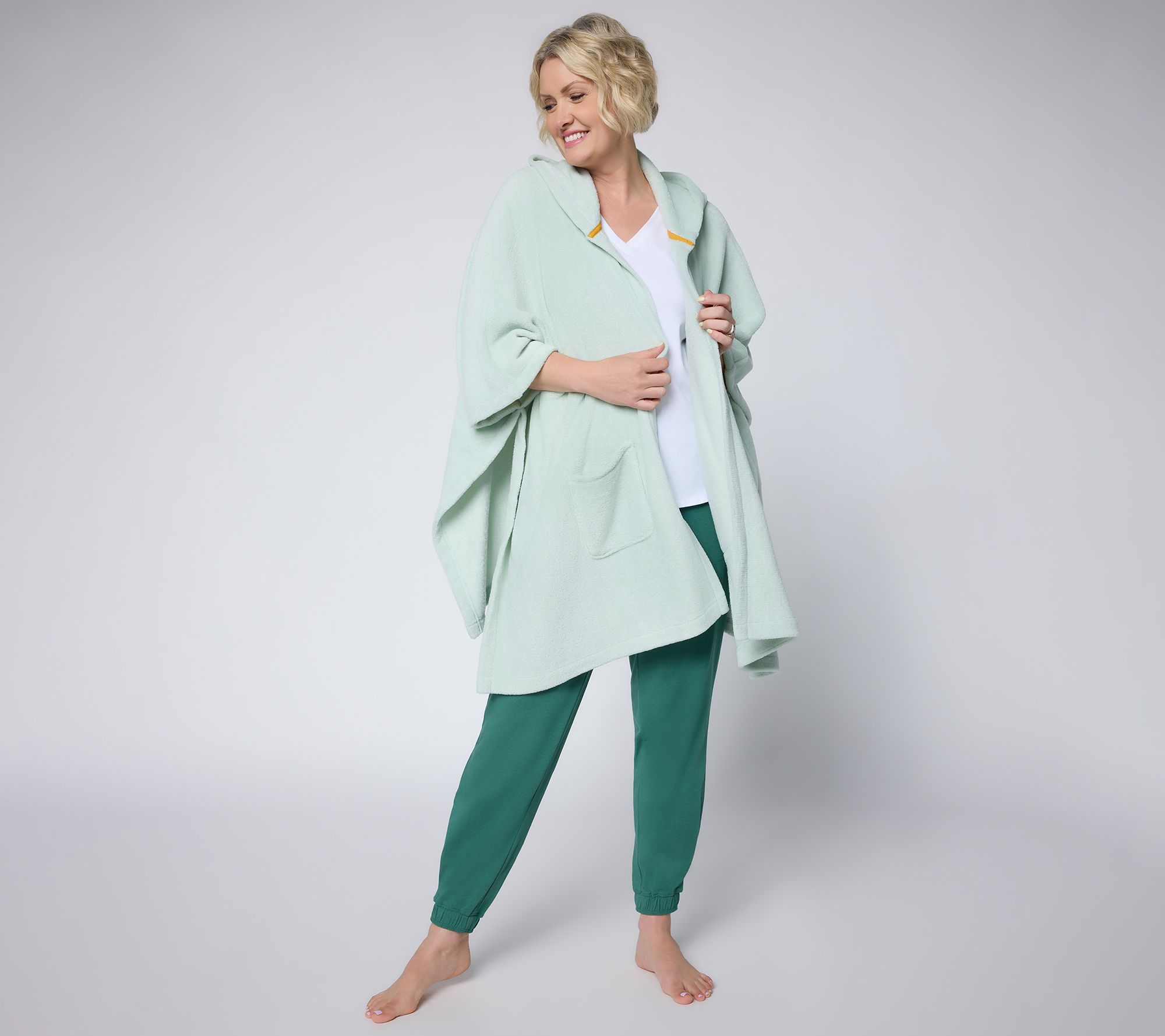  AnyBody Cozy Sherpa Wearable Throw