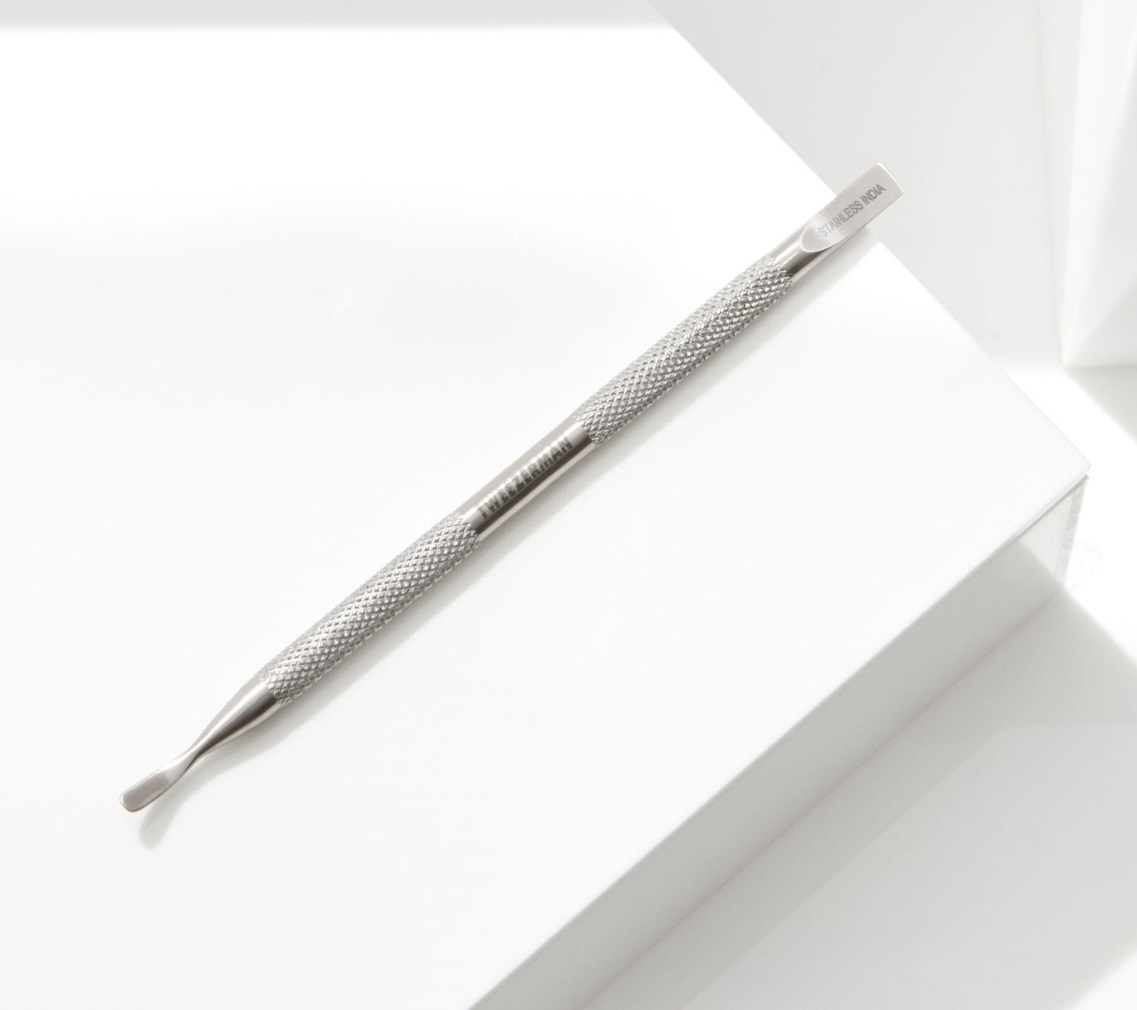 Tweezerman Pushy & Nail Cleaner