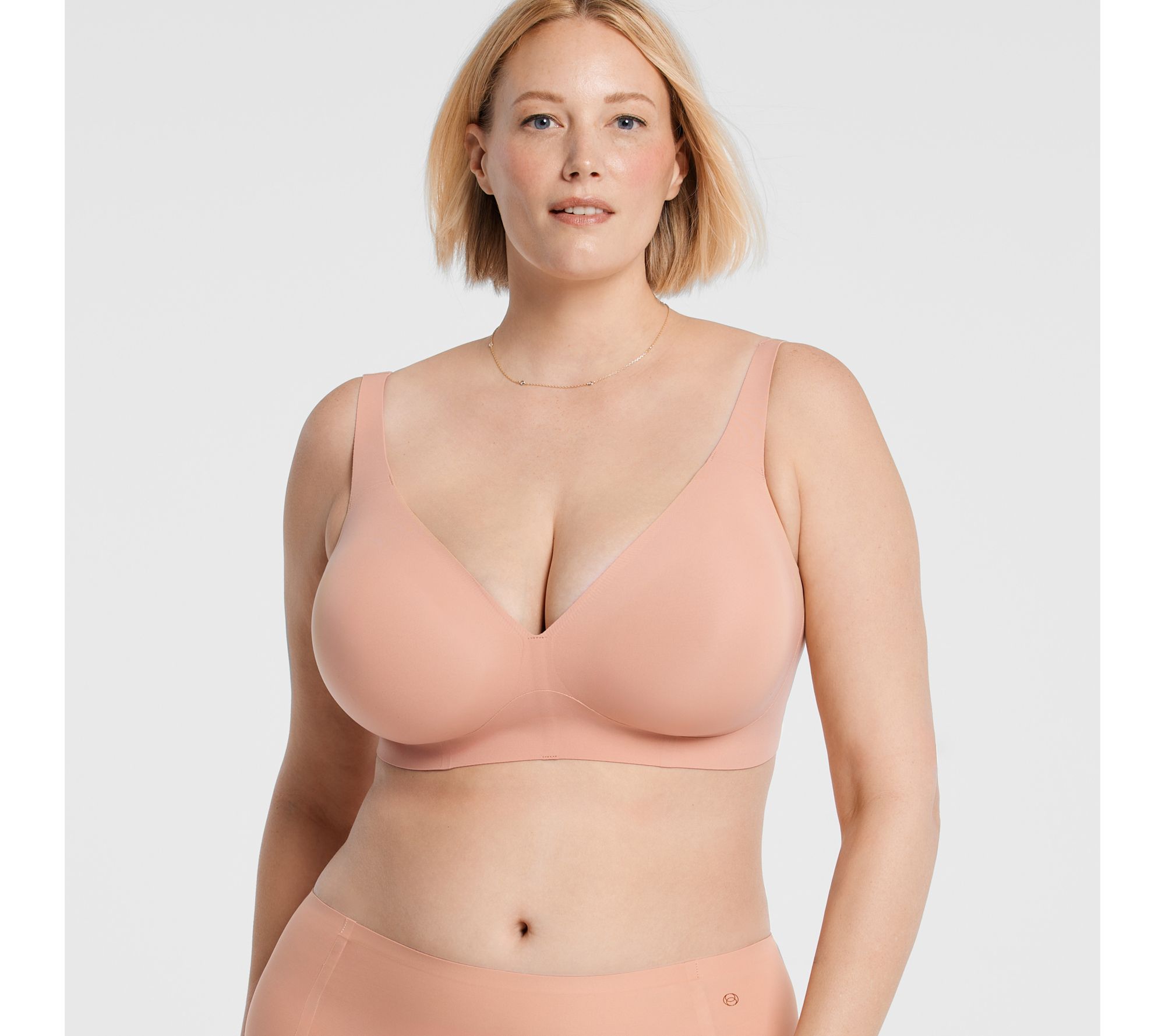 Evelyn & Bobbie Evelyn Seamless Wirefree Bra on QVC 