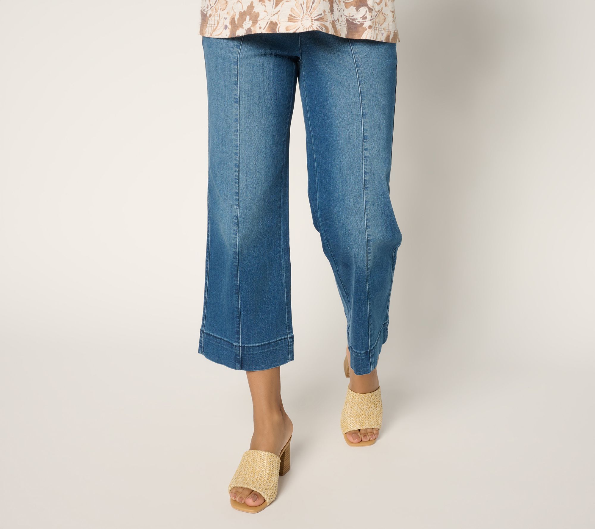 Belle by Kim Gravel Petite TripleLuxe Denim Cropped Traveler Jean