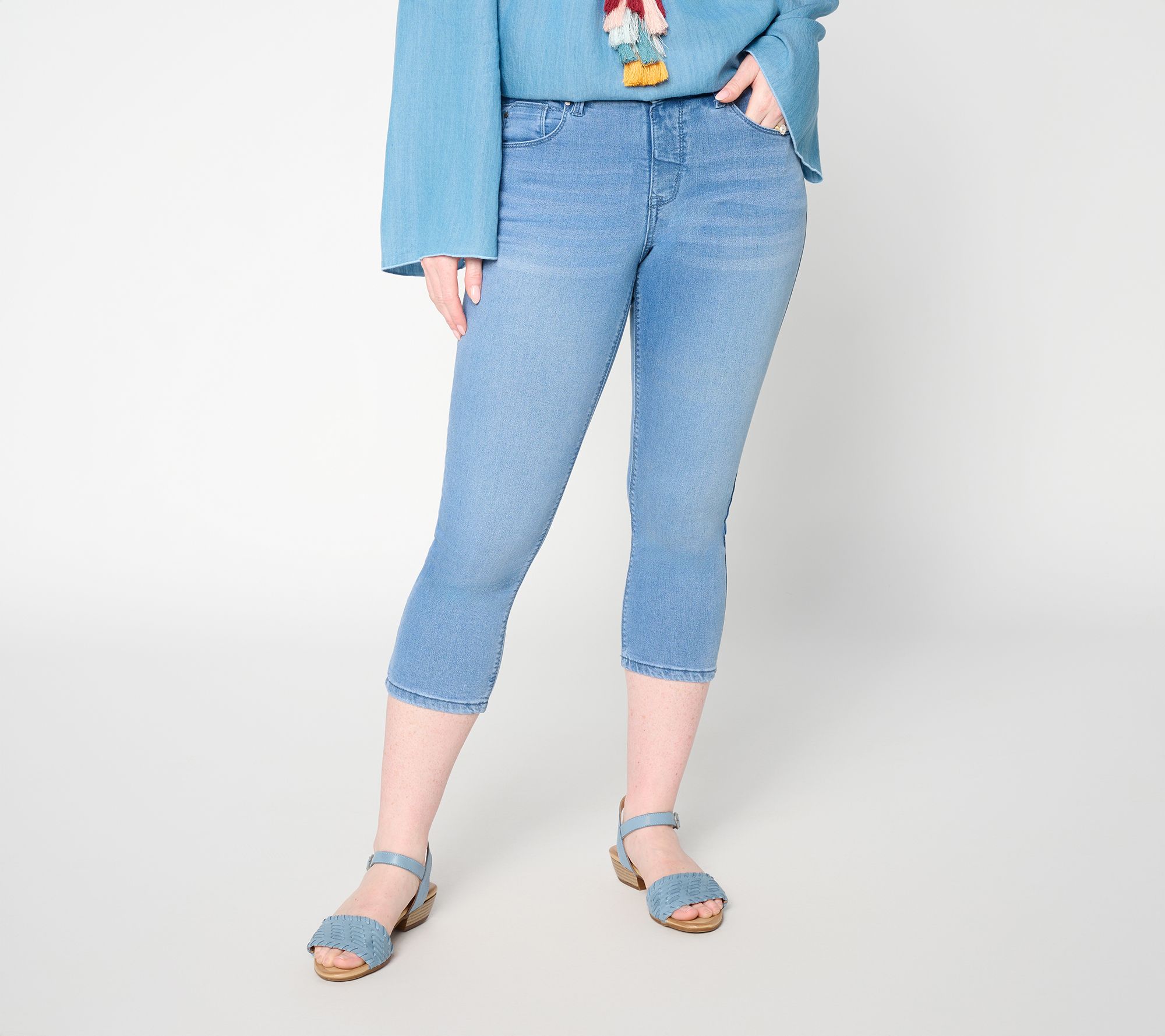 Felt Denim by Laurie Felt Petite Silky Denim Capri Pull-On Jeans