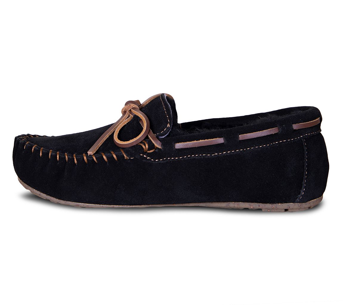 Cloud Nine Sheepskin Women's Sheepskin Moccasin2
