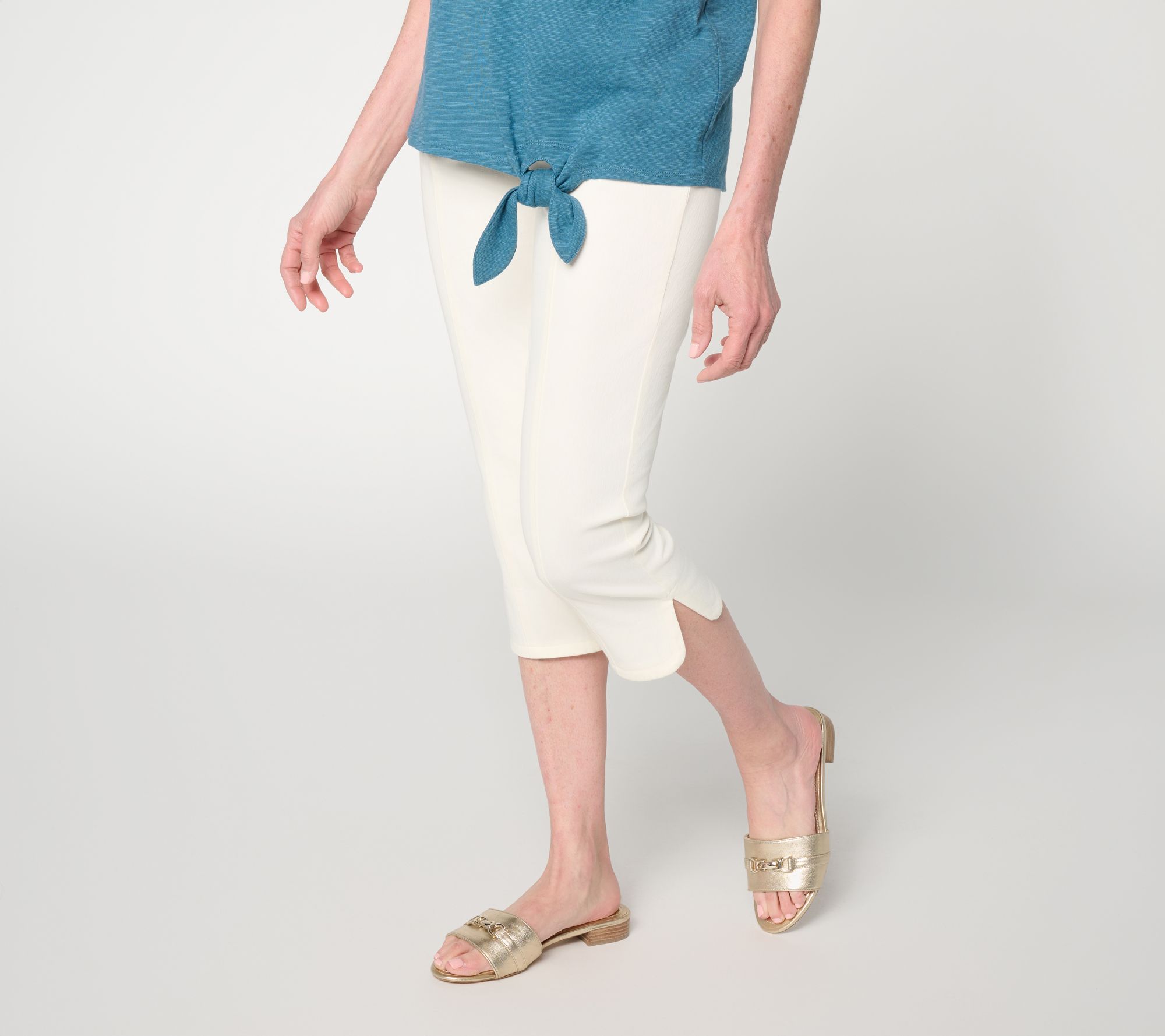 Denim & Co. Petite Comfy Knit Air Hollywood Waist Capri Pants