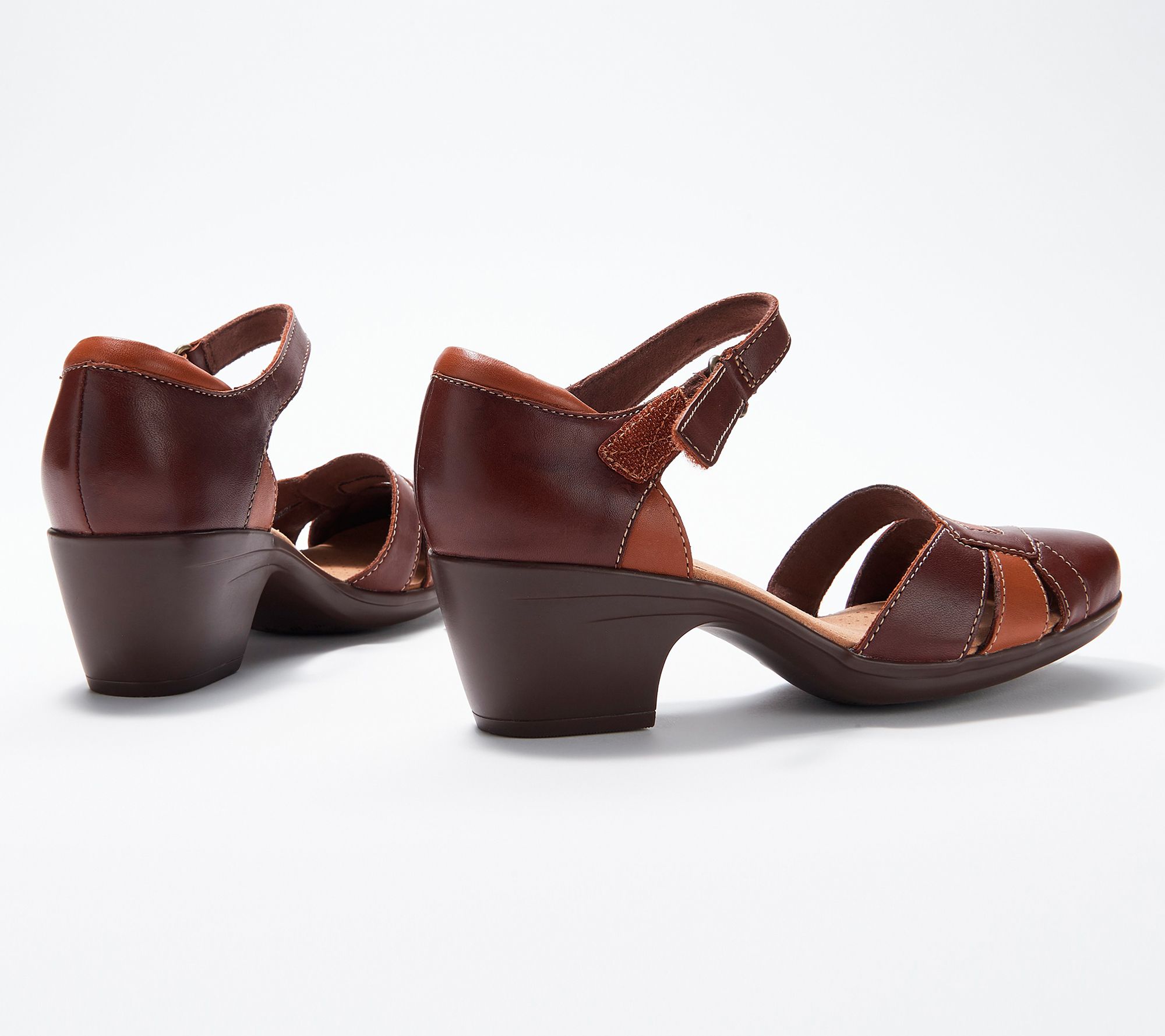 Mujer Zapatos de Tacones de Cuñas y zapatos de salón Emily Daisy Clarks de Caucho de color Marrón ahorra un 44 % 