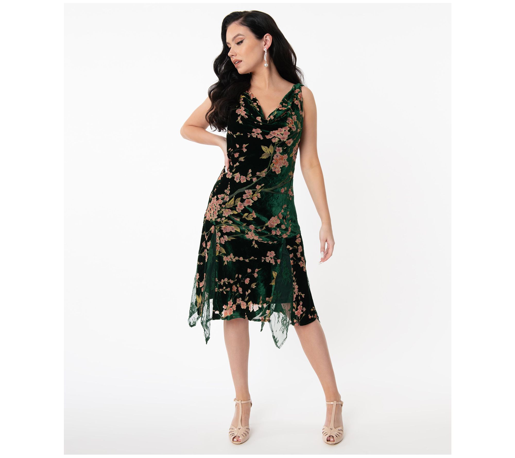 Unique vintage green velvet hot sale dress