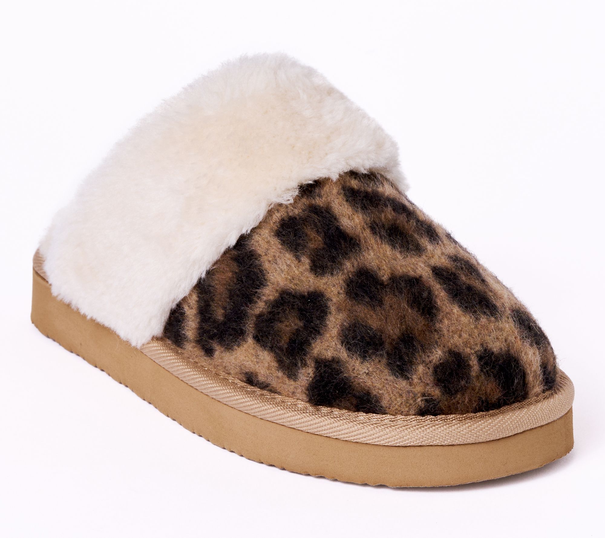 Minnetonka Women's Chesney Patterned Scuff Slippers
