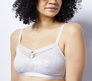 Breezies~Lace Cami Bra~Wirefree~with Removable Modesty Pads~A341820