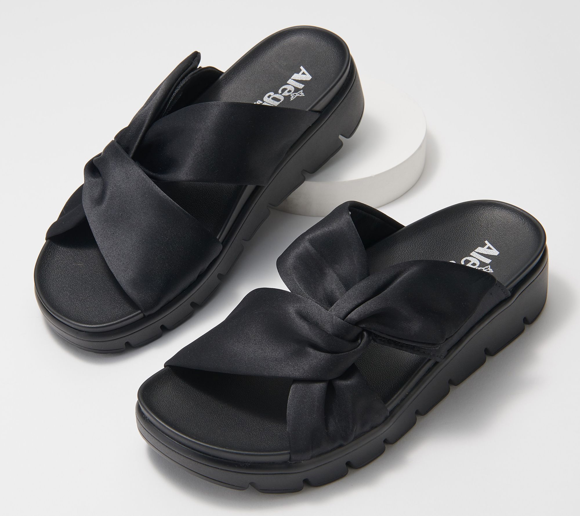 alerse Midnight (Black) Slide Yoga Sandals