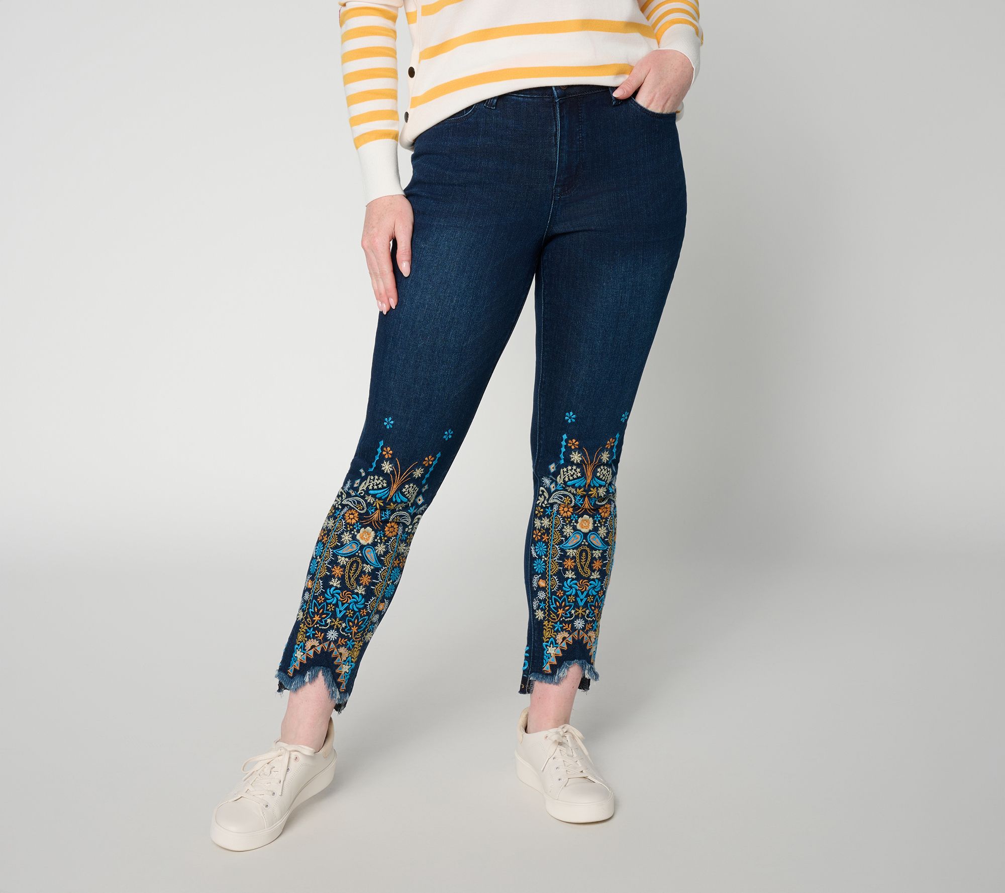 Felt Denim by Laurie Felt Petite Daisy Denim Slim Leg Jeans