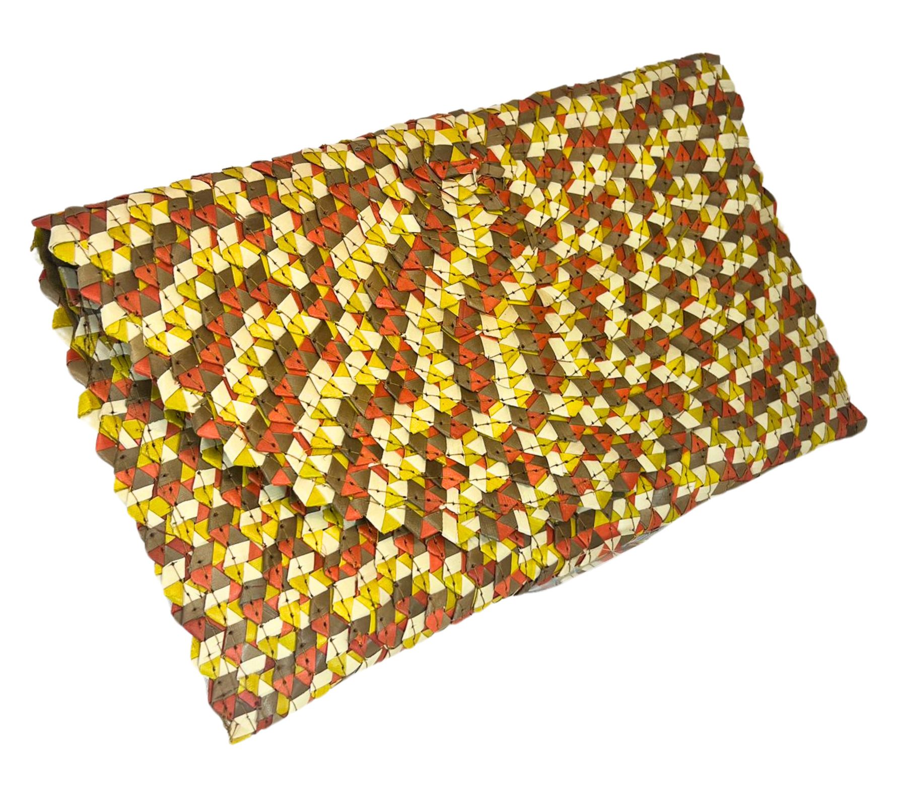 Jelavu Breezy Woven Straw Clutch