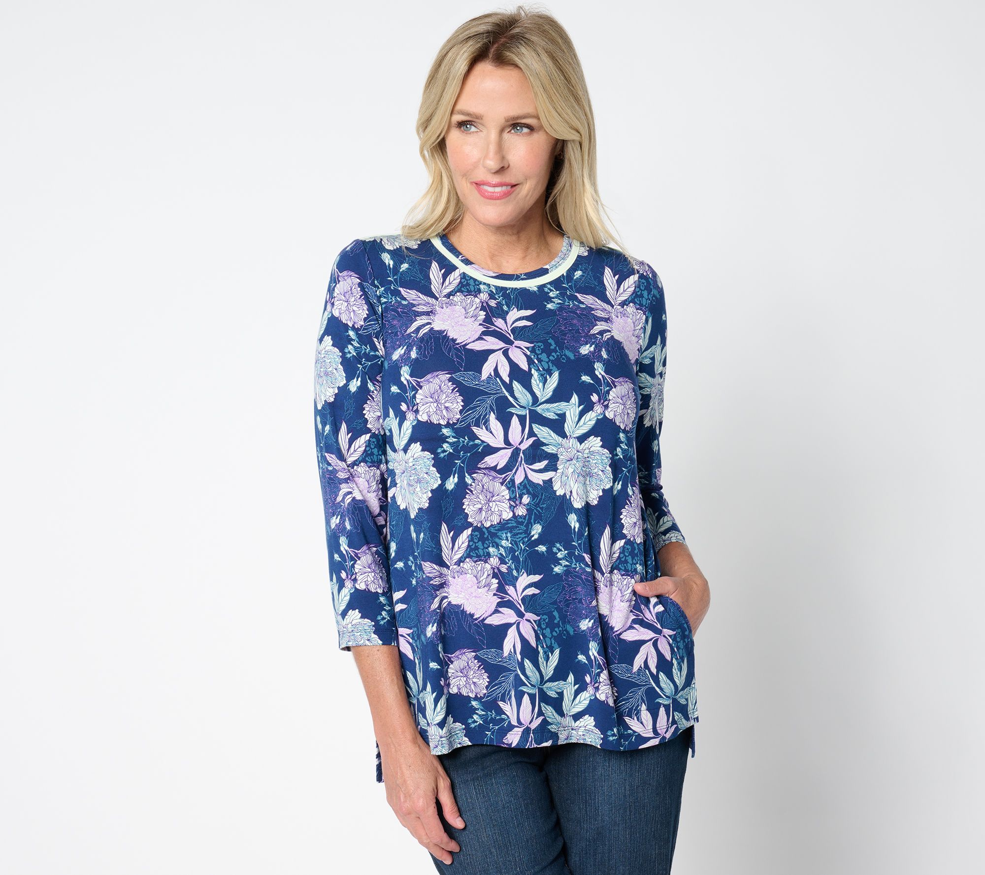 "As Is" LOGO by Lori Goldstein 3/4 Sleeve Crew Neck Piped Printed Top