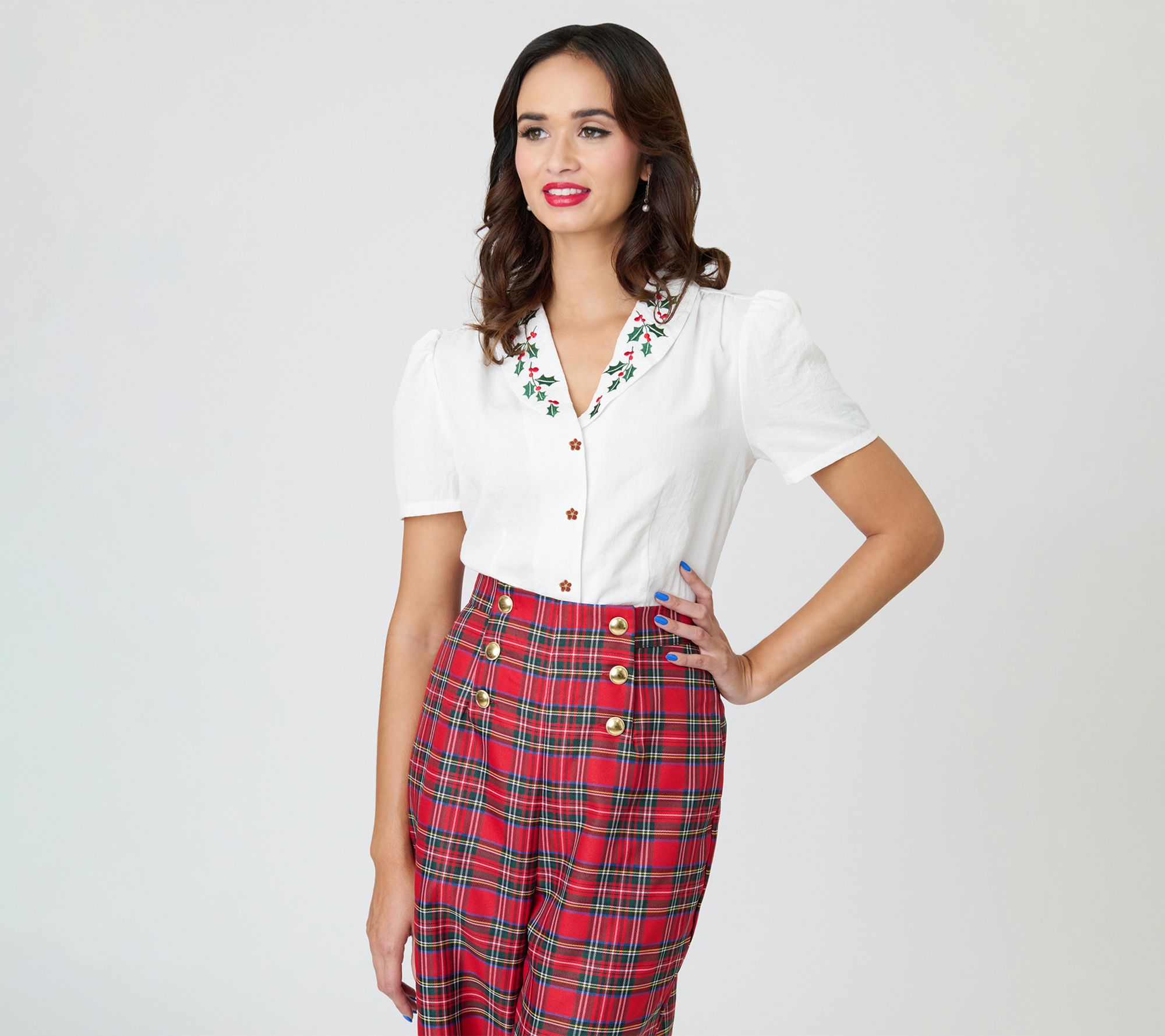 Unique Vintage White & Holly Embroidered CollarBlouse