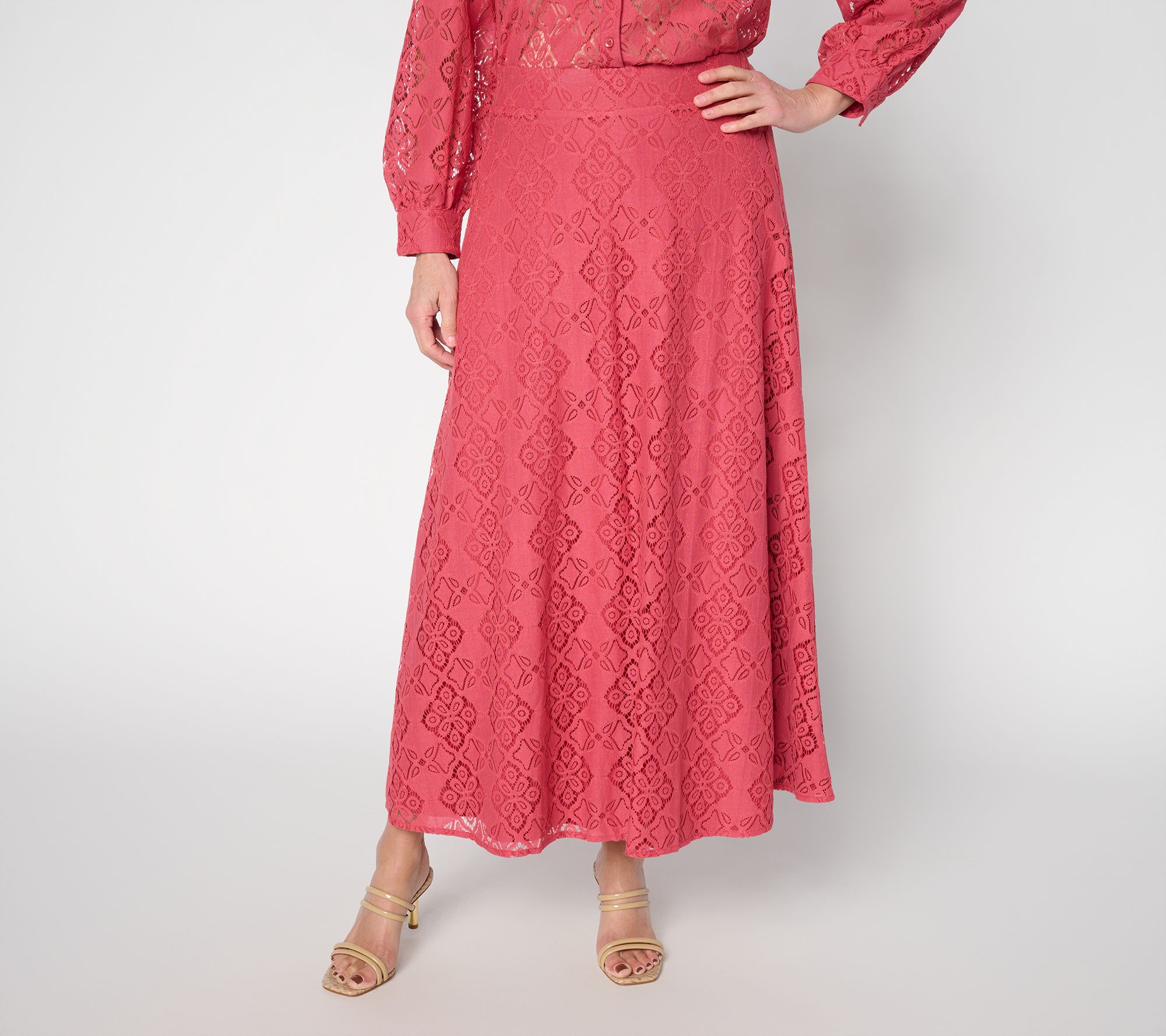 BEAUTIFUL by Lawrence Zarian Petite Lace Pull On Skirt