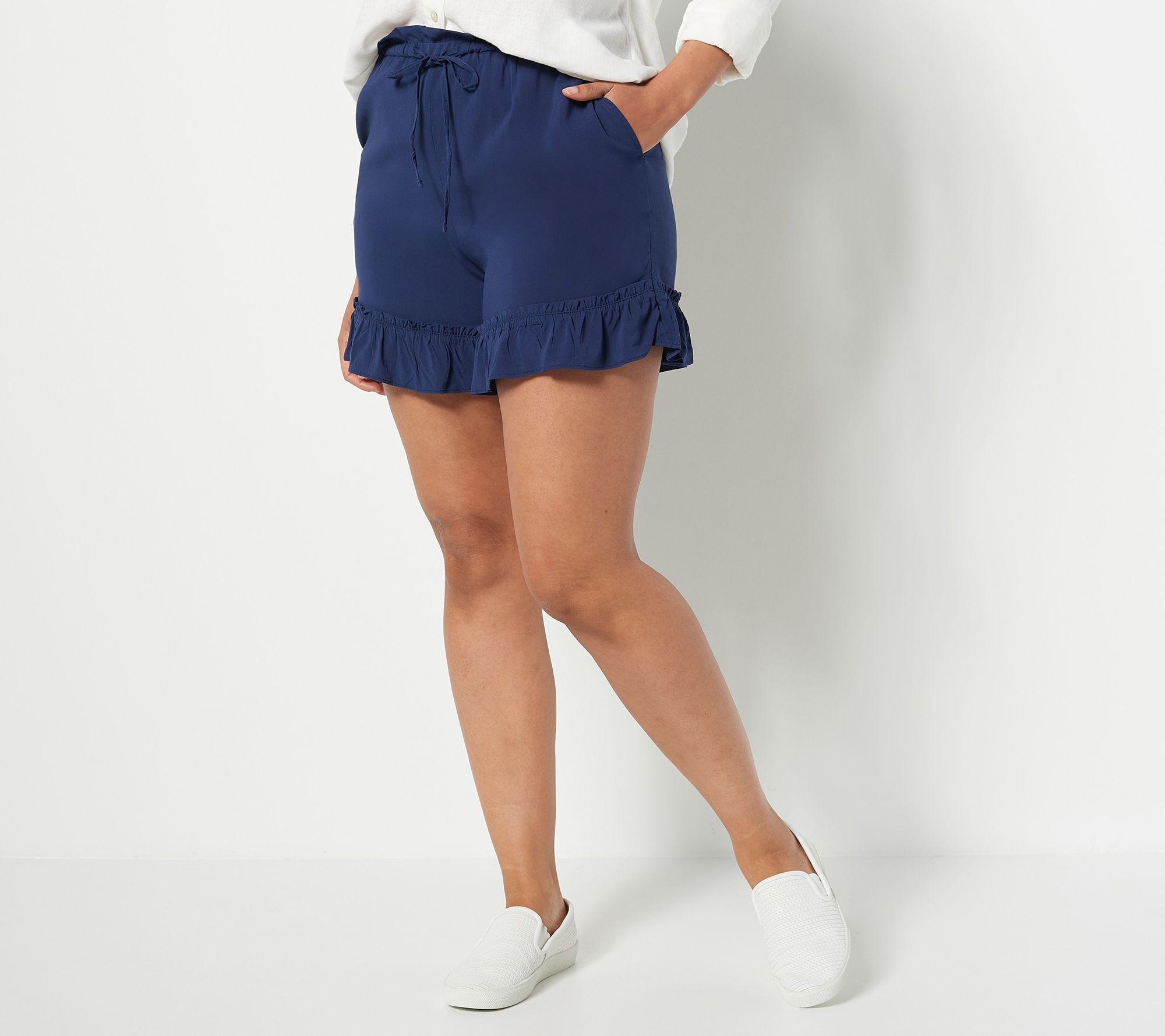 Candace Cameron Bure Petite Short with Ruffle Detail