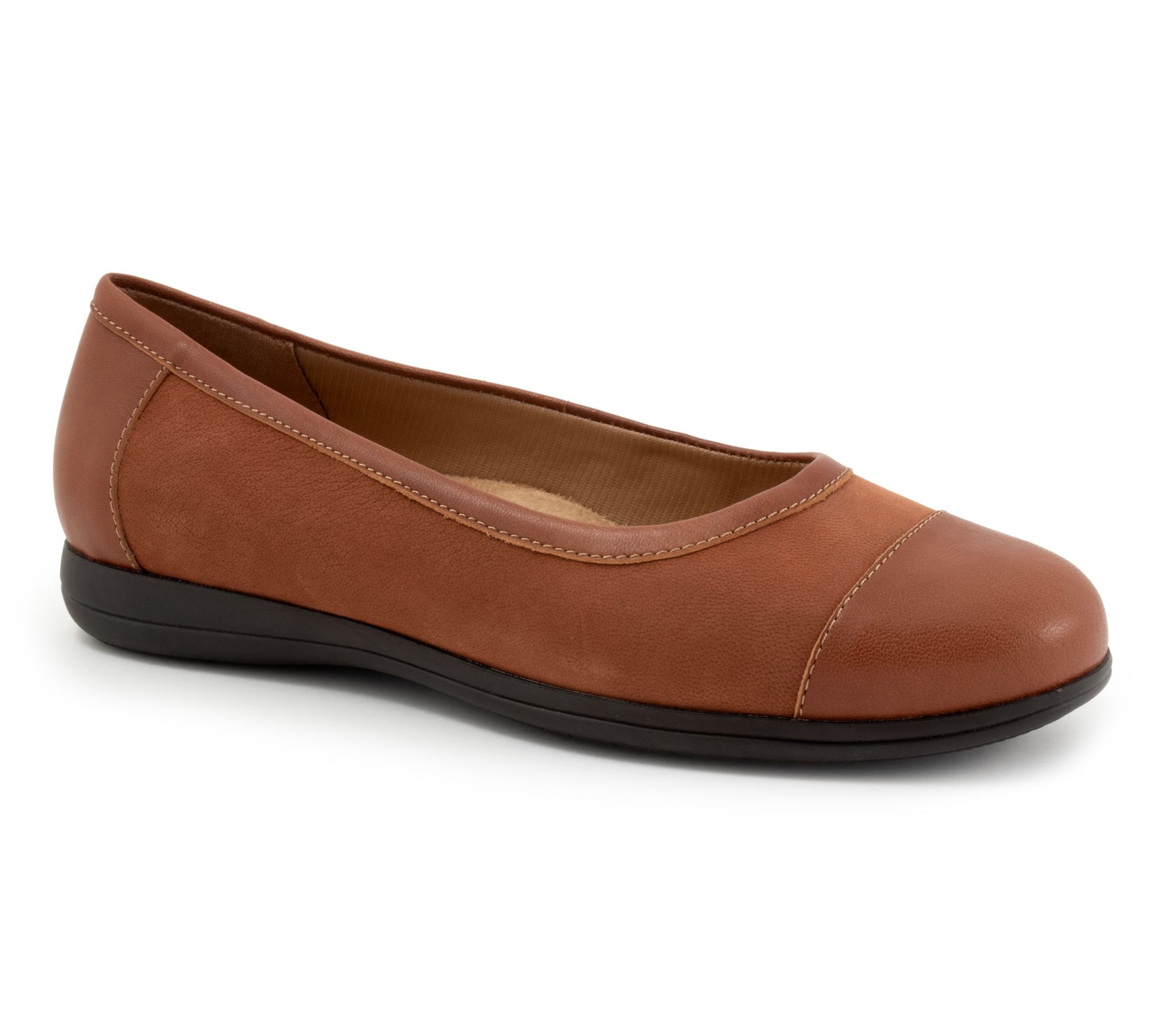 Trotters Leather Cap-Toe Delmara Ballet Flat