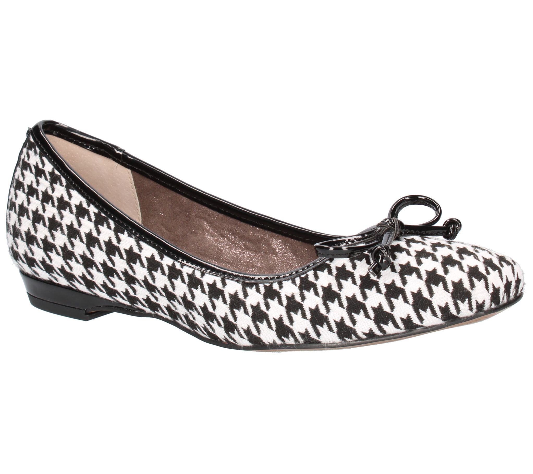 J. Renee' Flat - Hirabelle Fabric