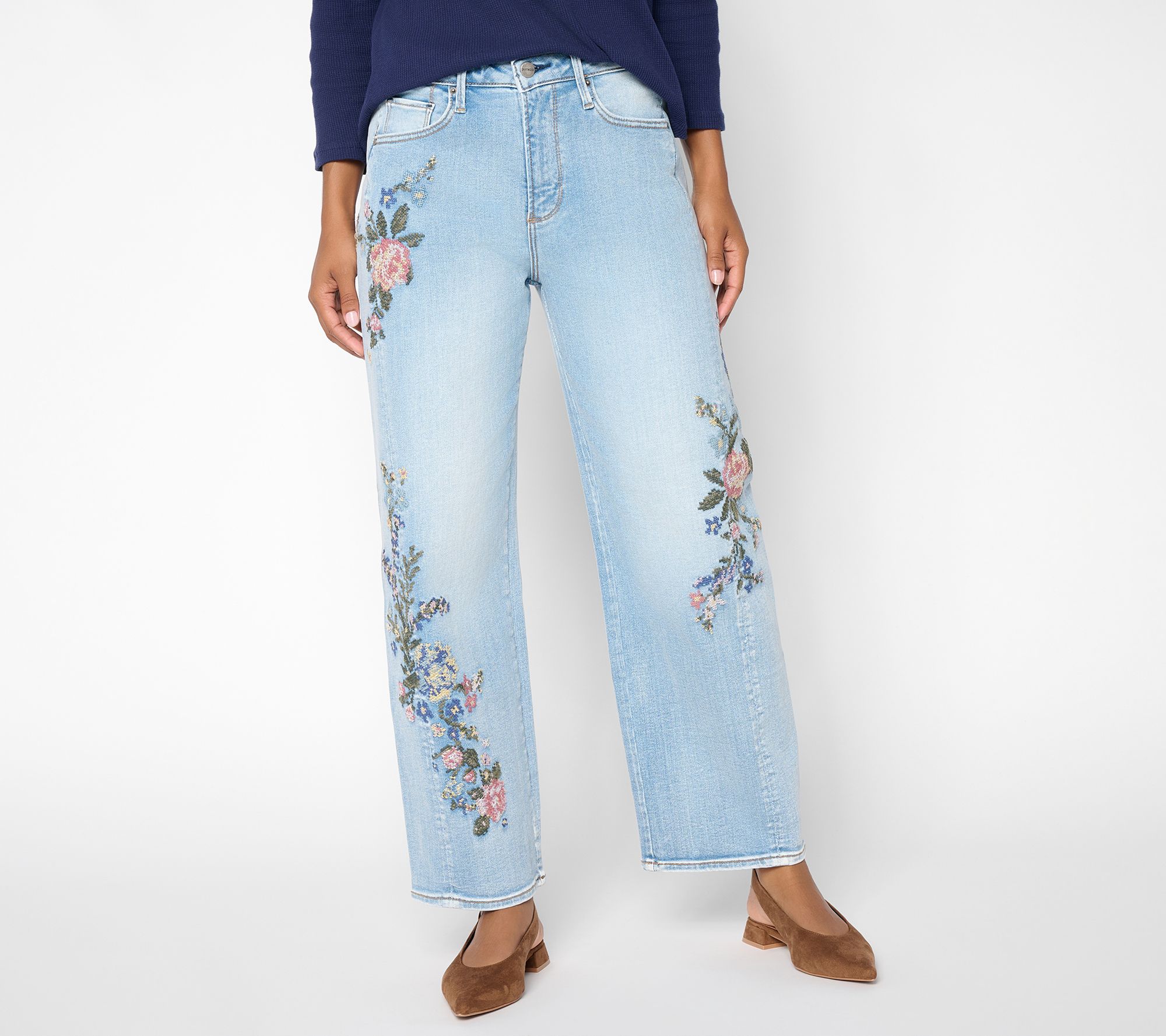 Driftwood_Lucy Embroidered Barrel Jean Lt Wash Natura Needlepoint
