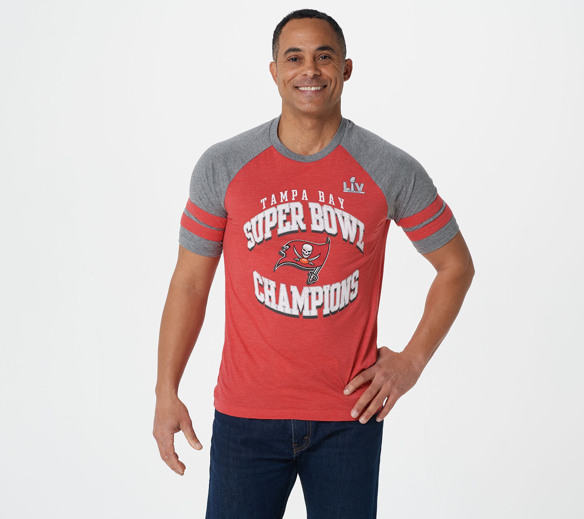  Fanatics Men's Red Tampa Bay Buccaneers Super Bowl LV  Champions Iconic Roster T-Shirt : Sports & Outdoors