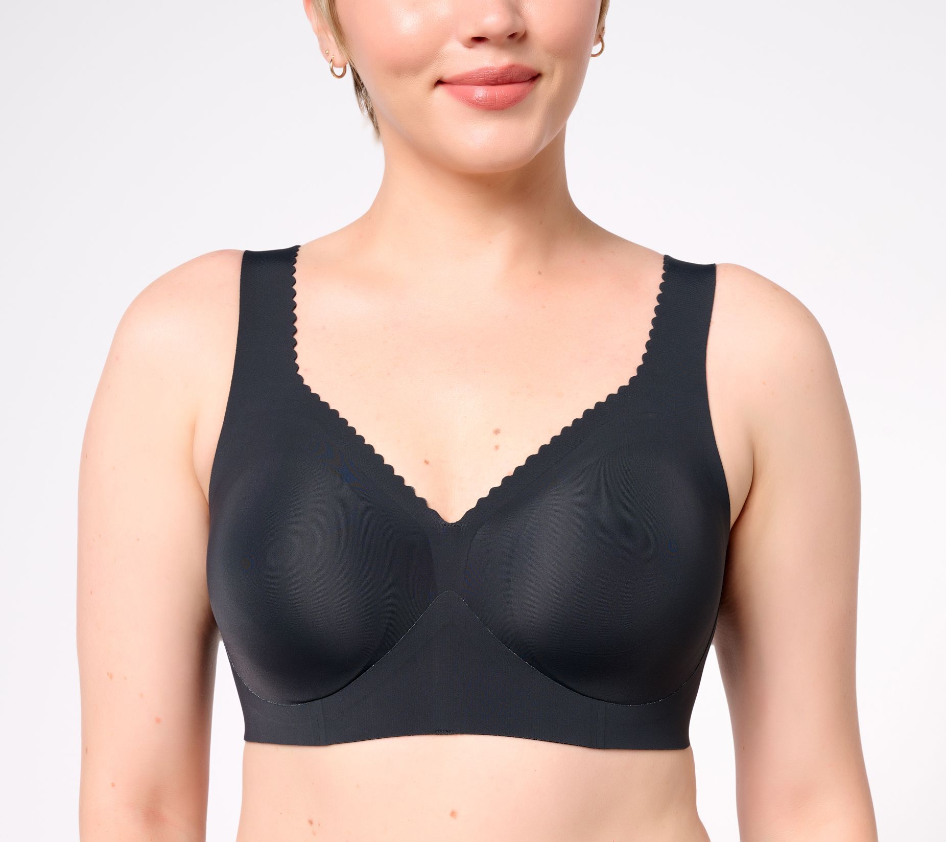 Buy Penti Womens Wirefree Padded Seamless Solid Black Single Full Cover Bra  online