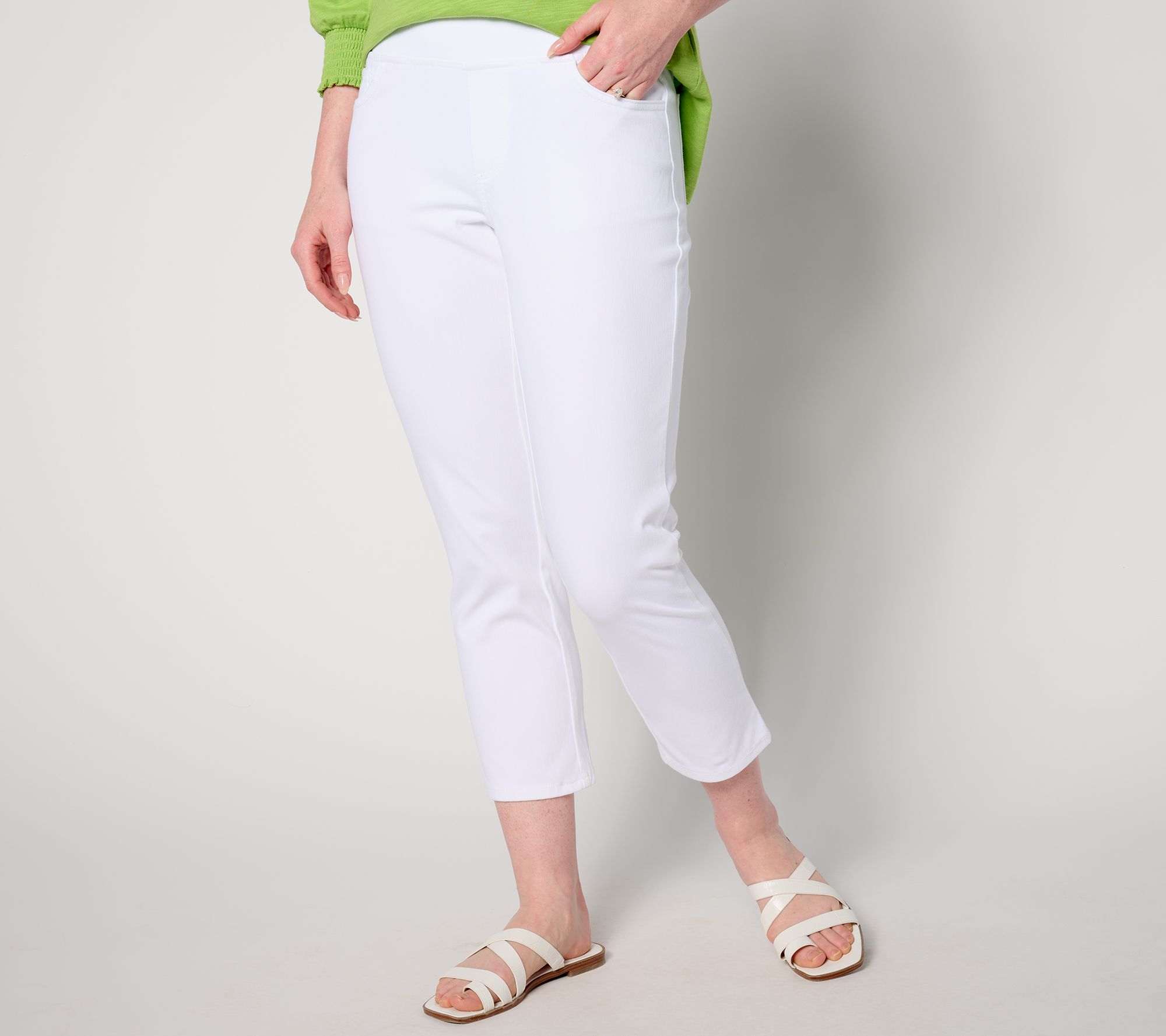 Belle Beach by Kim Gravel Petite Delray Denim Cropped Jean