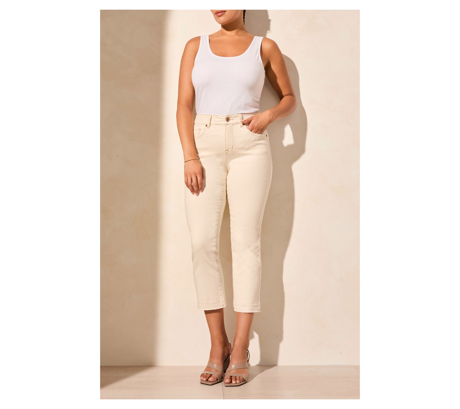 Tribal Sophia Curvy Micro Flare Crop Jeans