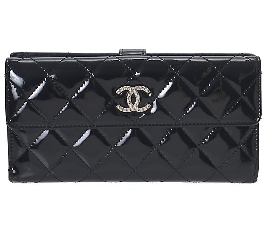 Pre-Owned Chanel CC Logo Continental Wallet 