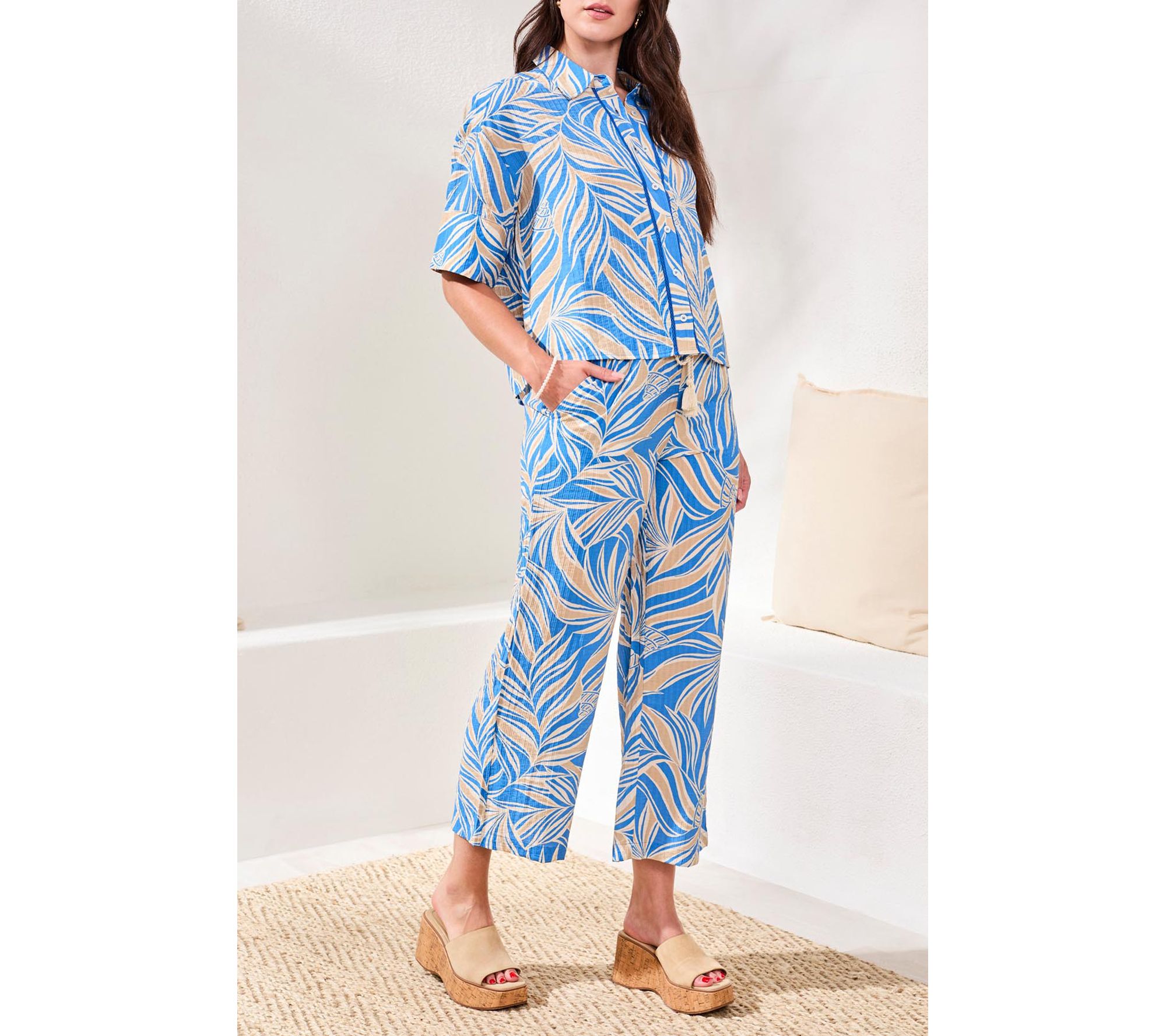 Tribal Printed Loop Stitch Button Camp Shirt