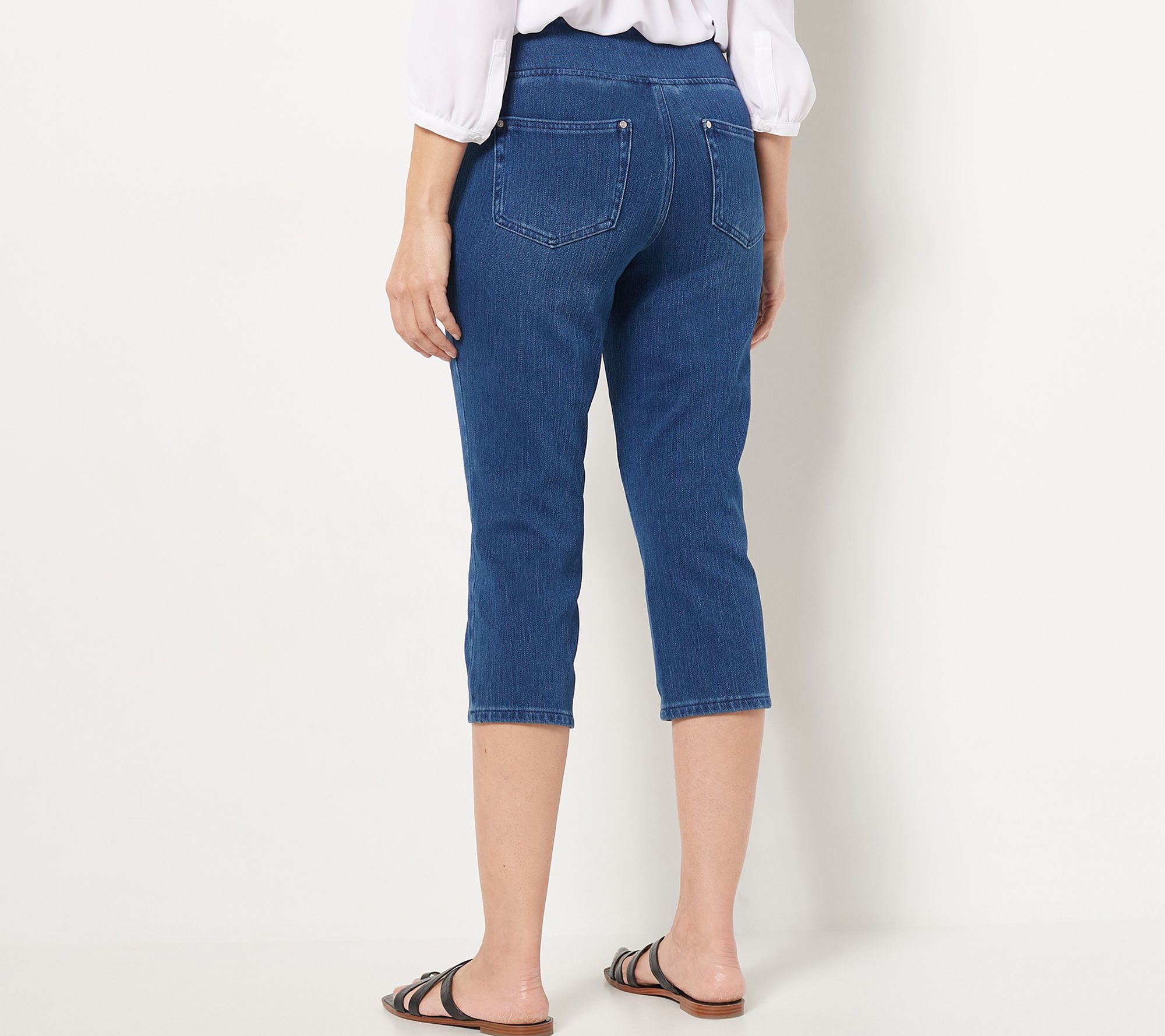 Belle by Kim Gravel Flexibelle Pull-On Capri Jeans