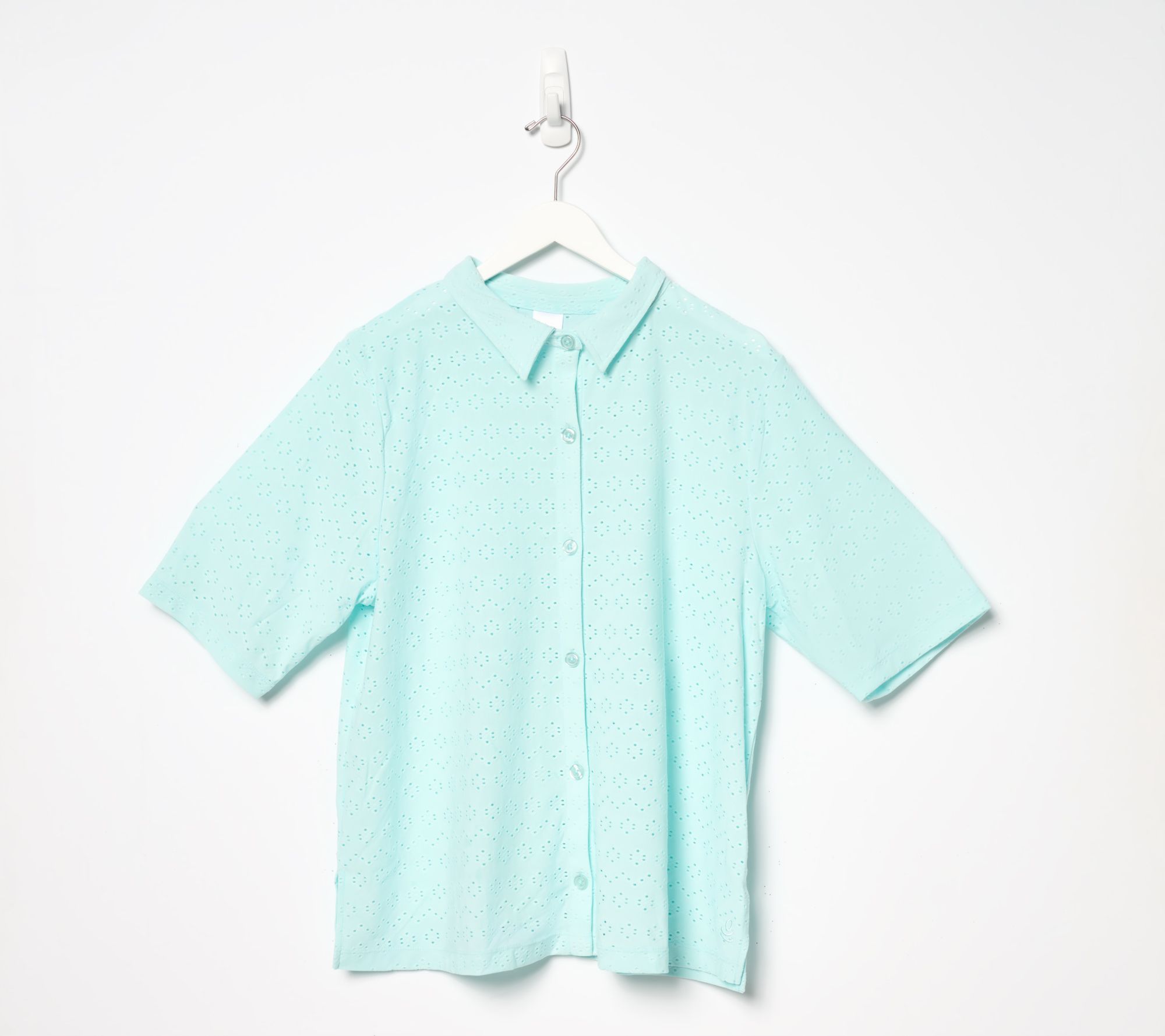 Cuddl Duds Eyelet Button Up Collared Top