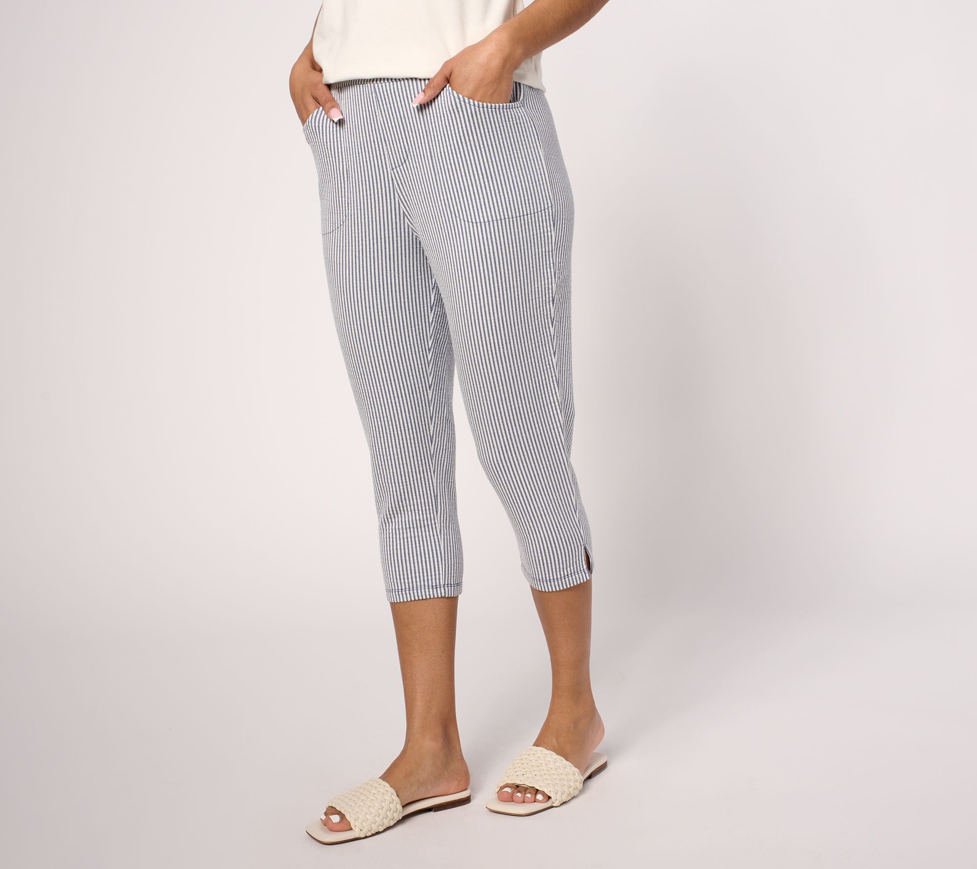 "As Is" Quacker Factory Knit Seersucker 19" Capri Pant