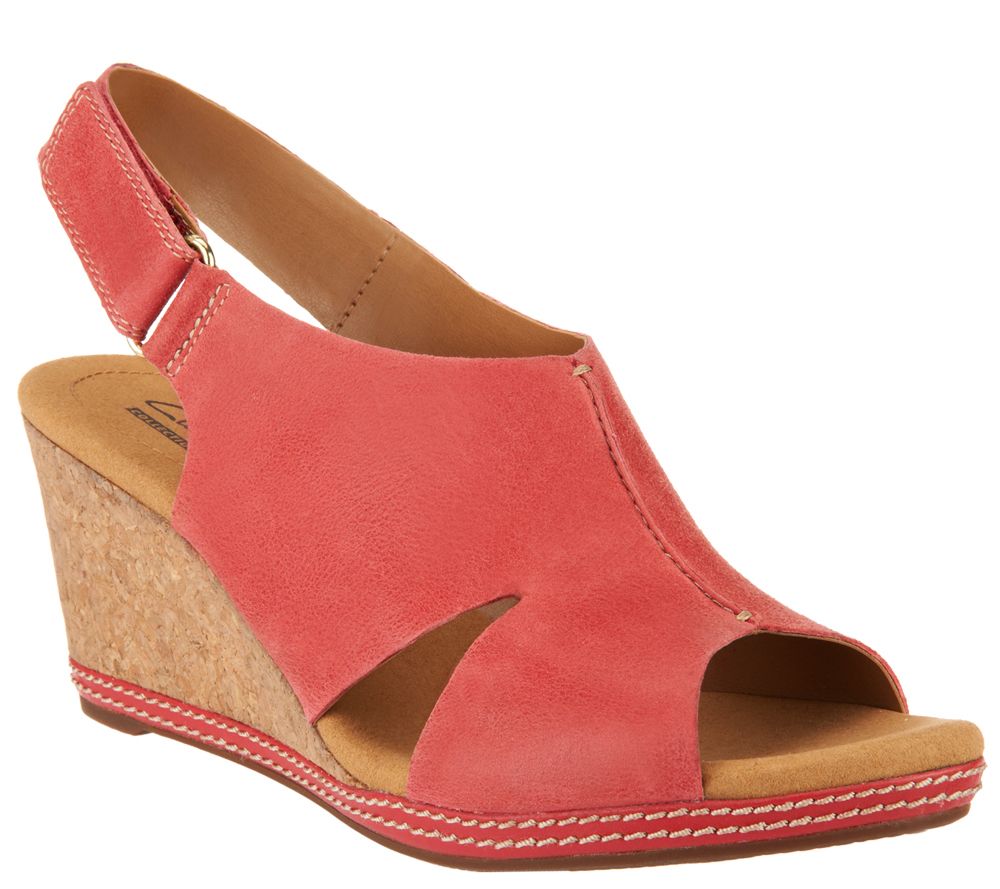 clarks nubuck sandals