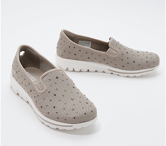 atractivo fusión Joseph Banks Skechers GOwalk Classic Sparkle Slip-On Shoes- Allure - QVC.com