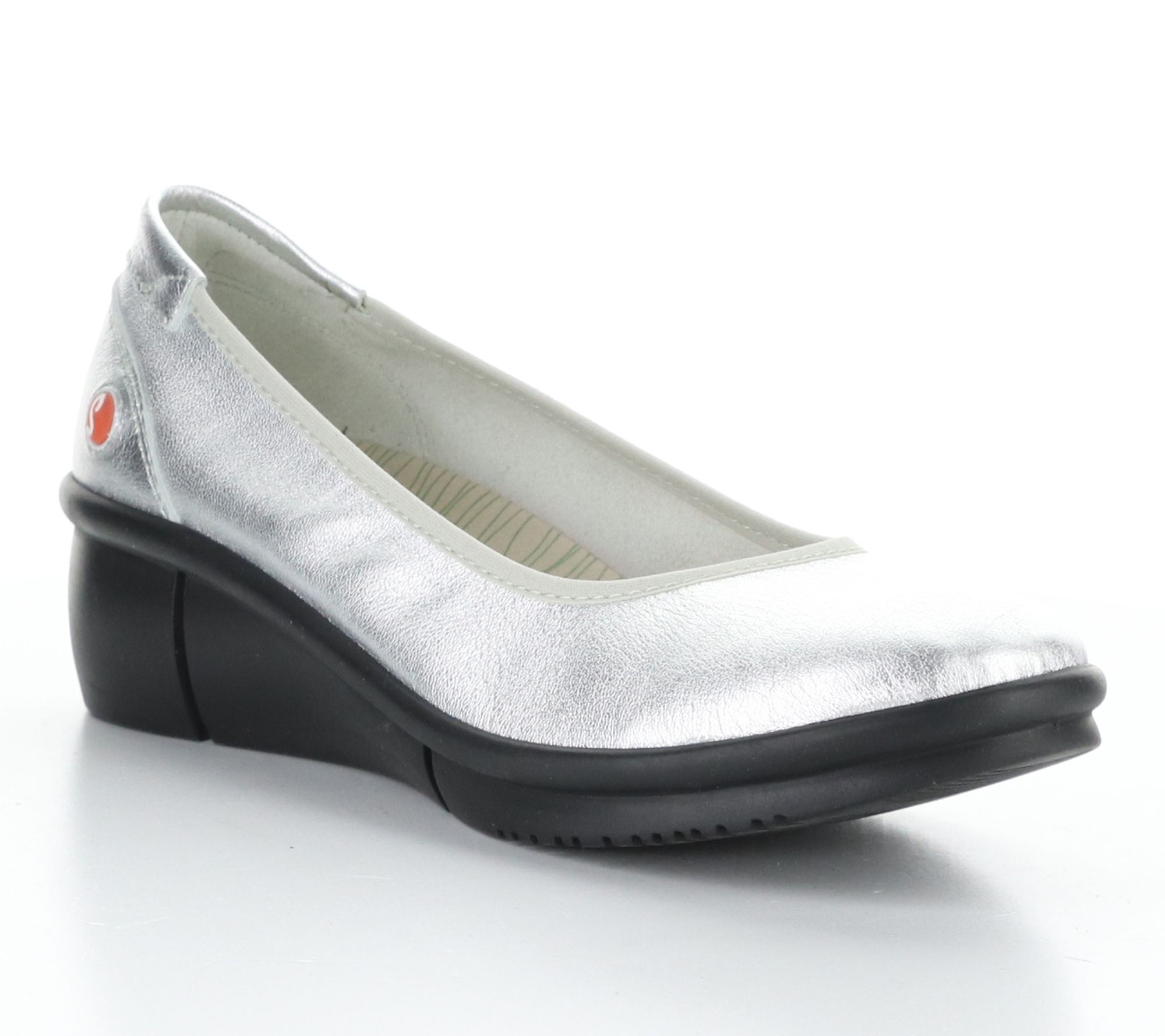 Softino'S Laminato Leather Wedges