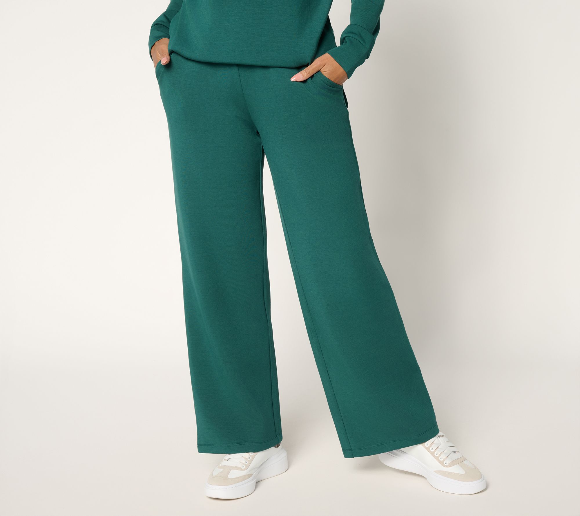Belle by Kim Gravel Petite ScubaLuxe Le Chic Pant
