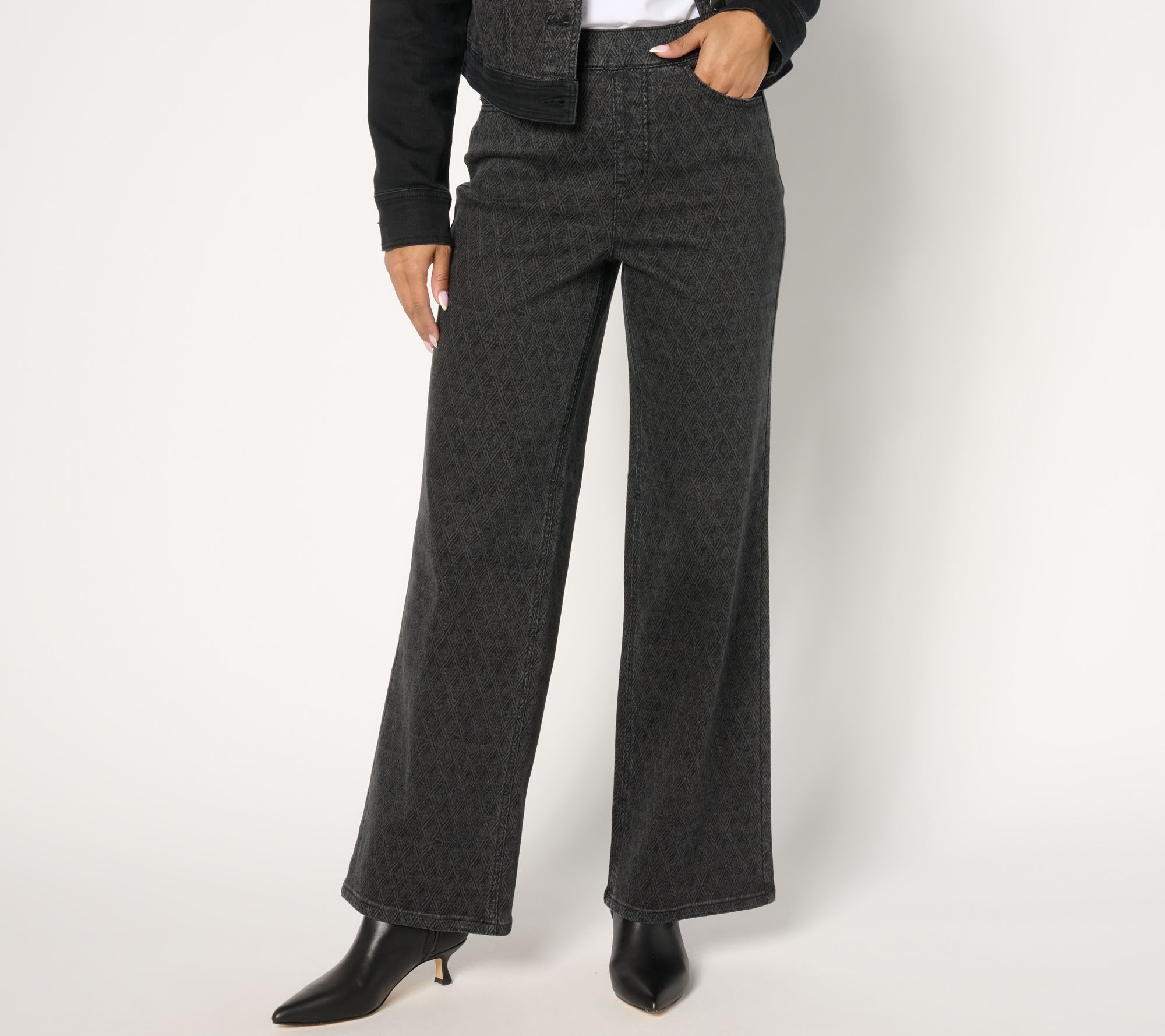 Isaac Mizrahi Live! Petite True Denim Black Pull On Pattern