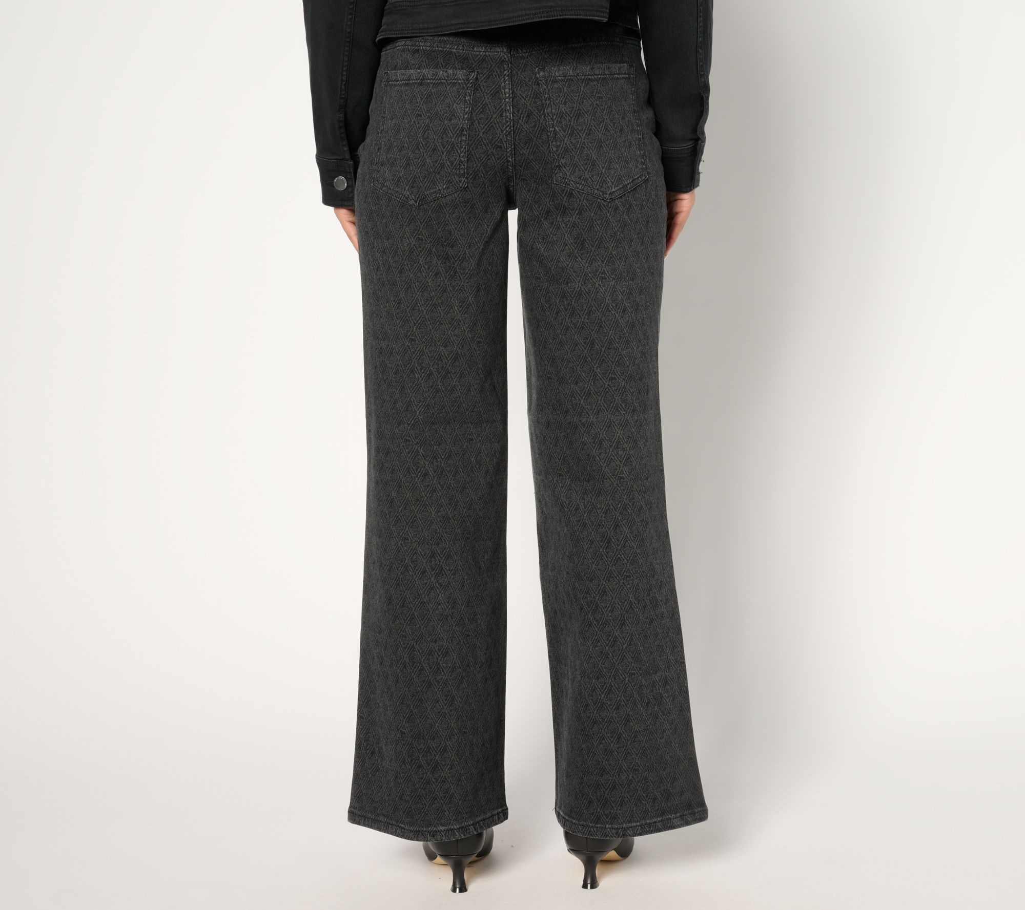 Isaac Mizrahi Live! Petite True Denim Black Pull On Pattern