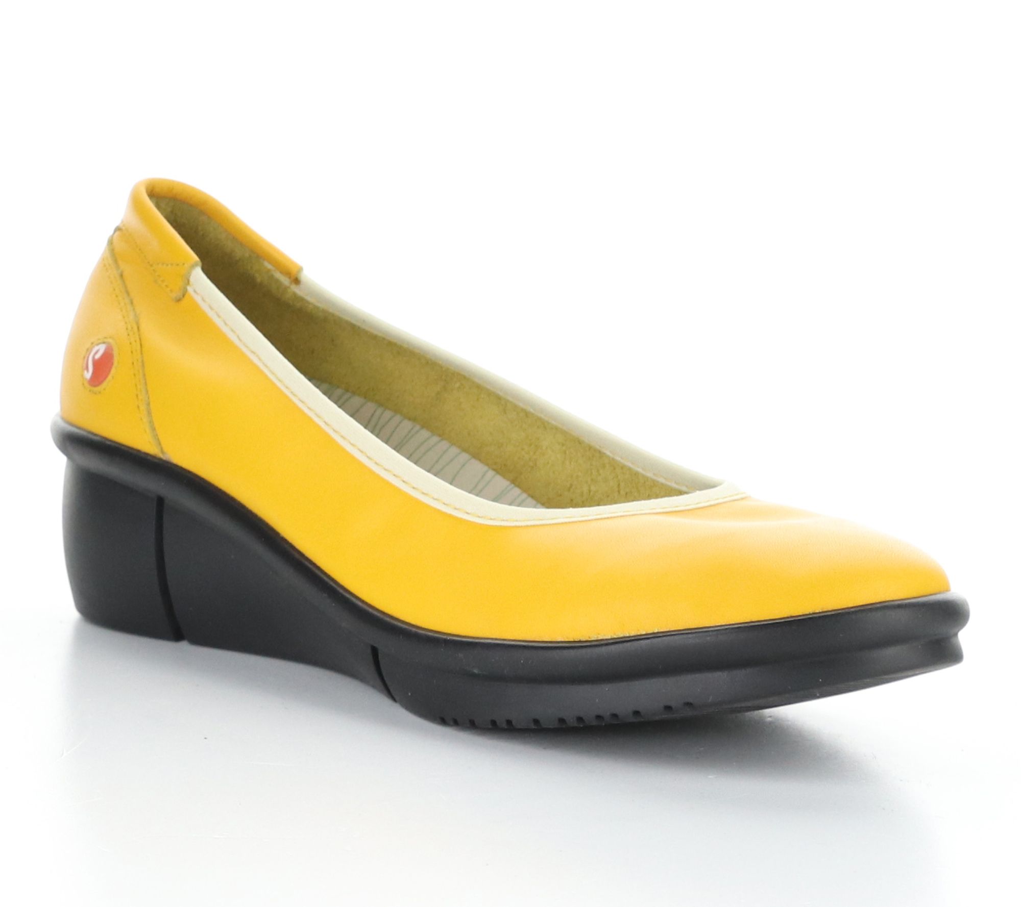 Softino'S Smooth Leather Wedges