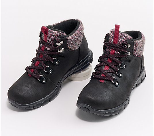 Skechers Synergy Sweater Collar Hiker Boots - Pretty Hiker