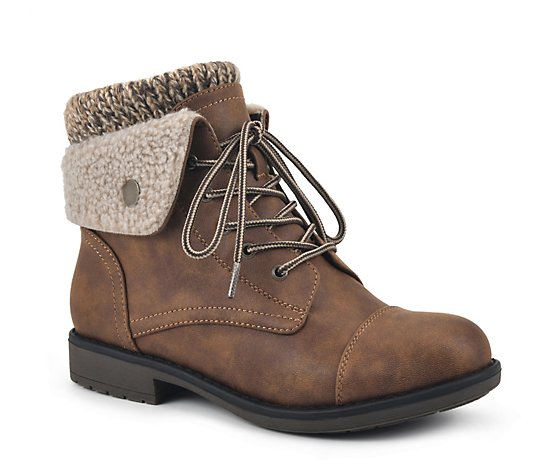 Cliffs by White Mountain Hiker Boots - Duena
